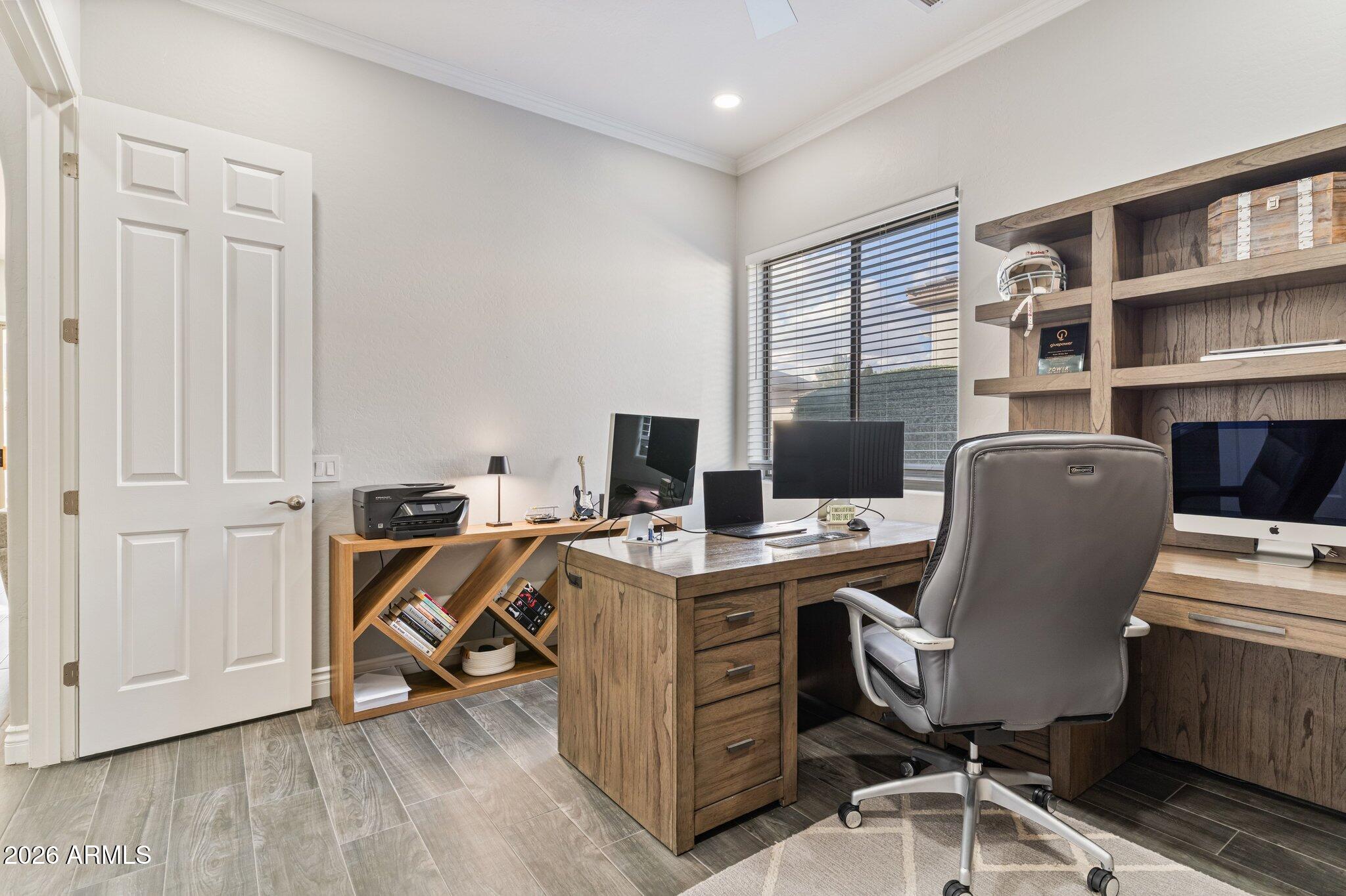 1902 S LOS ALTOS Drive