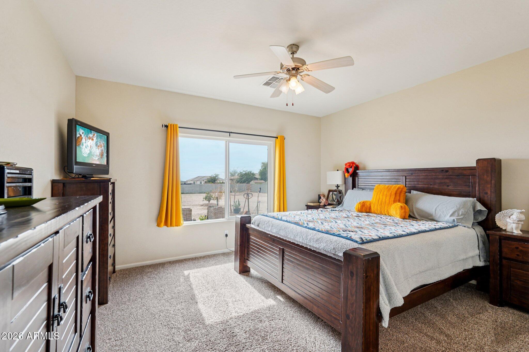 29937 W TAYLOR Street