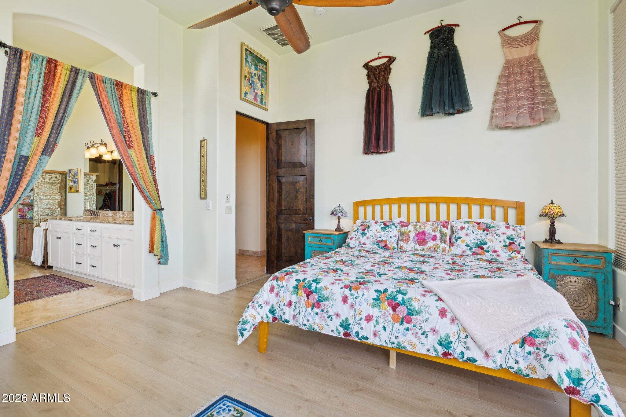 15832 E CHOLLA Drive