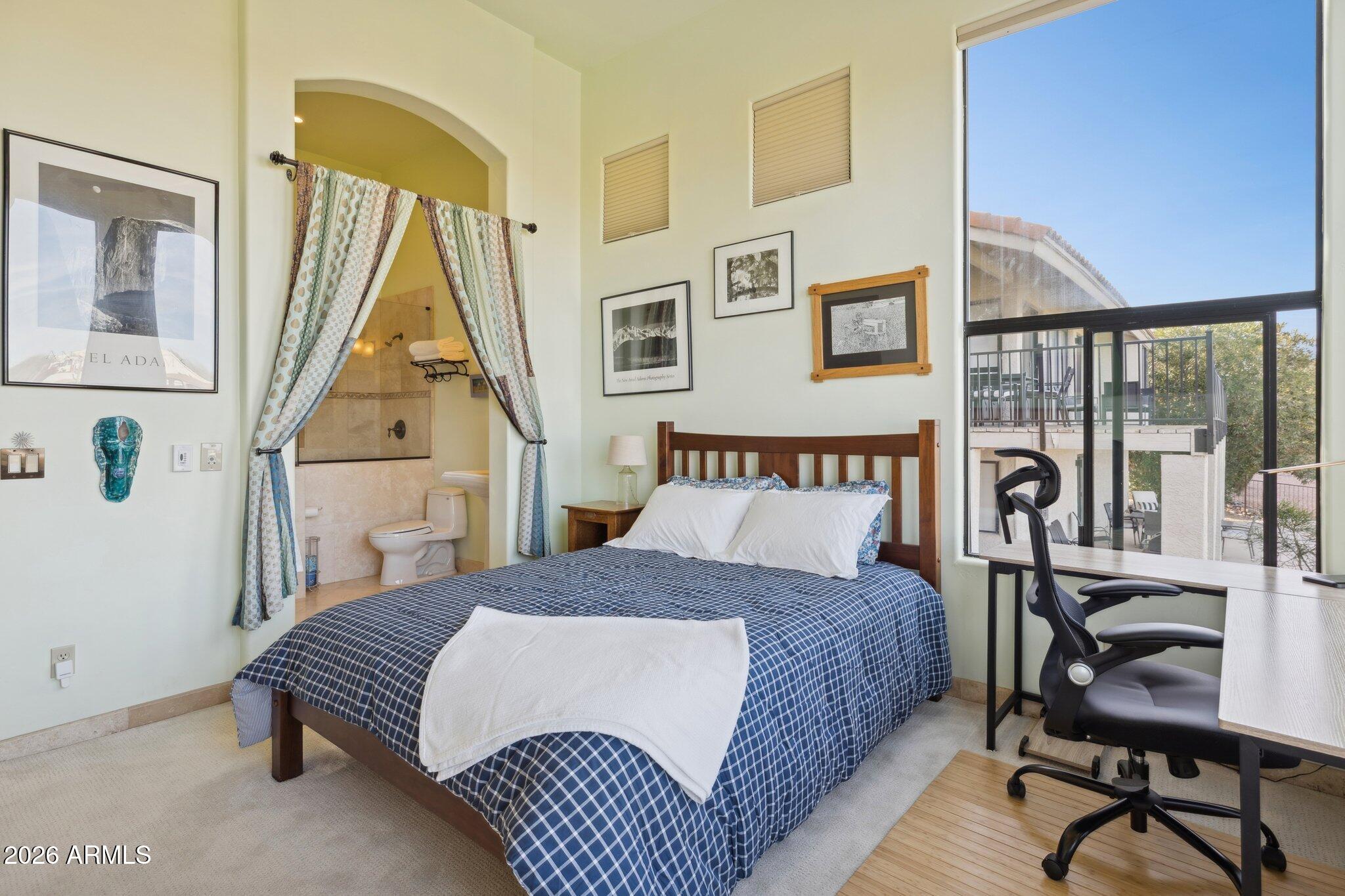 15832 E CHOLLA Drive