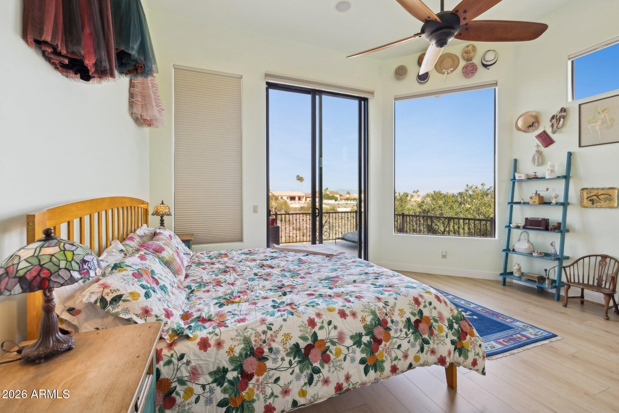 15832 E CHOLLA Drive