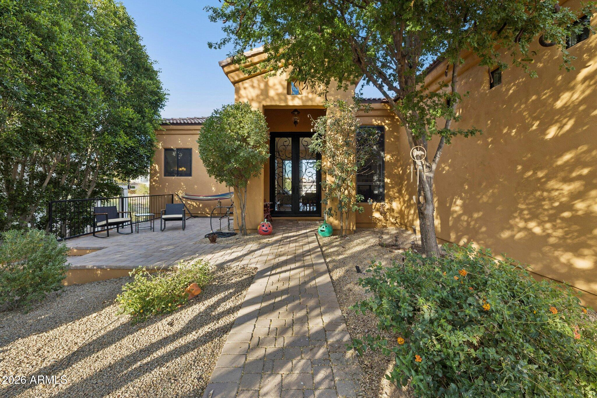 15832 E CHOLLA Drive