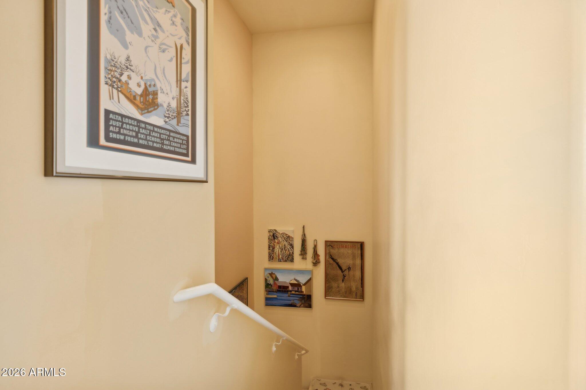 15832 E CHOLLA Drive