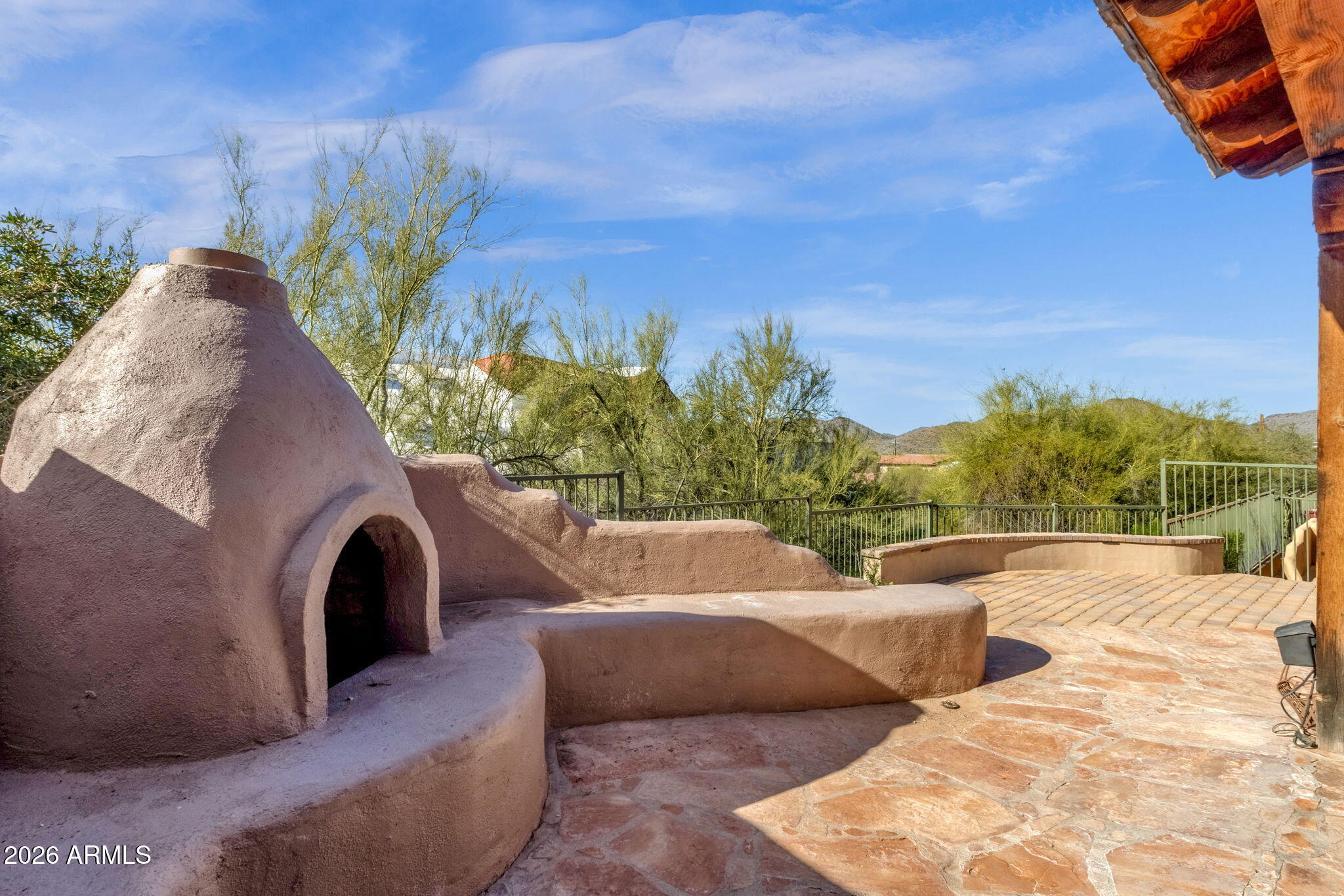 6067 E Knolls Way Way S