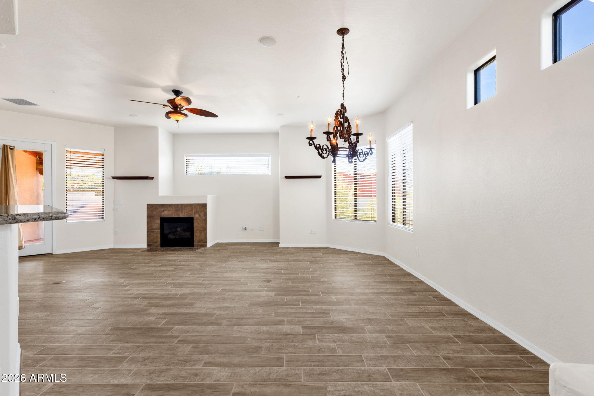 6067 E Knolls Way Way S