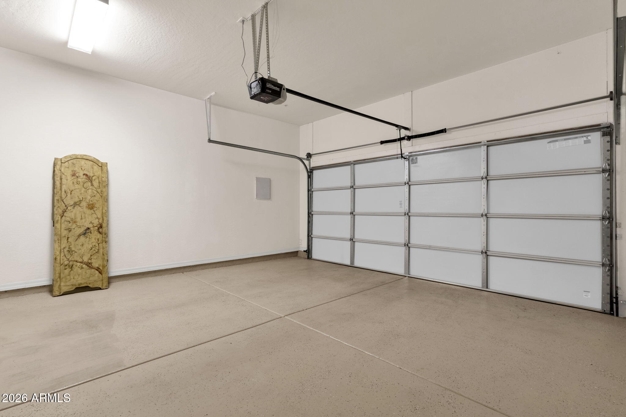 6067 E Knolls Way Way S