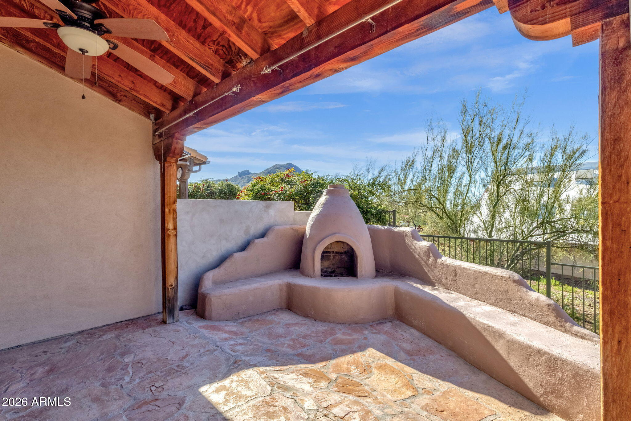 6067 E Knolls Way Way S