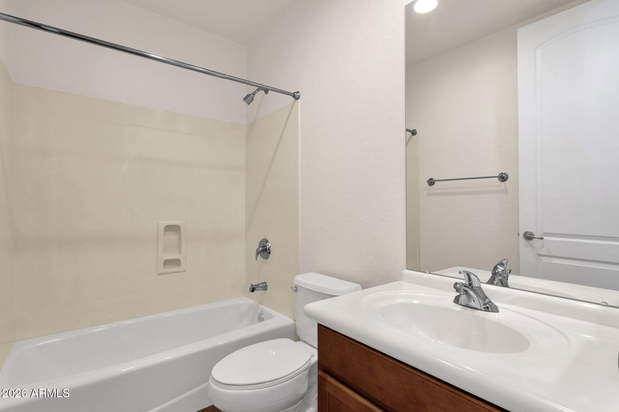 6067 E Knolls Way Way S