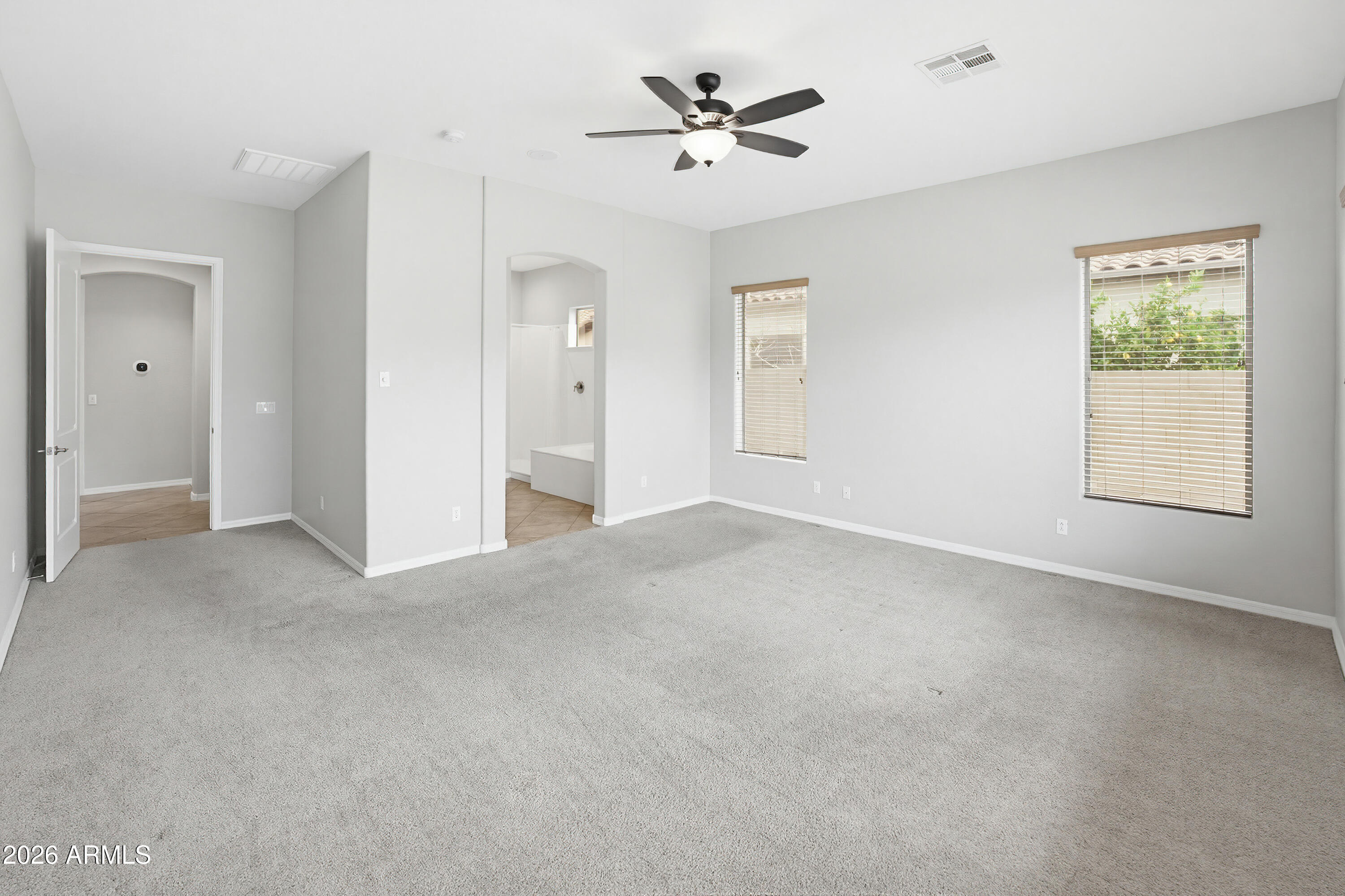 1735 W ALOE VERA Drive