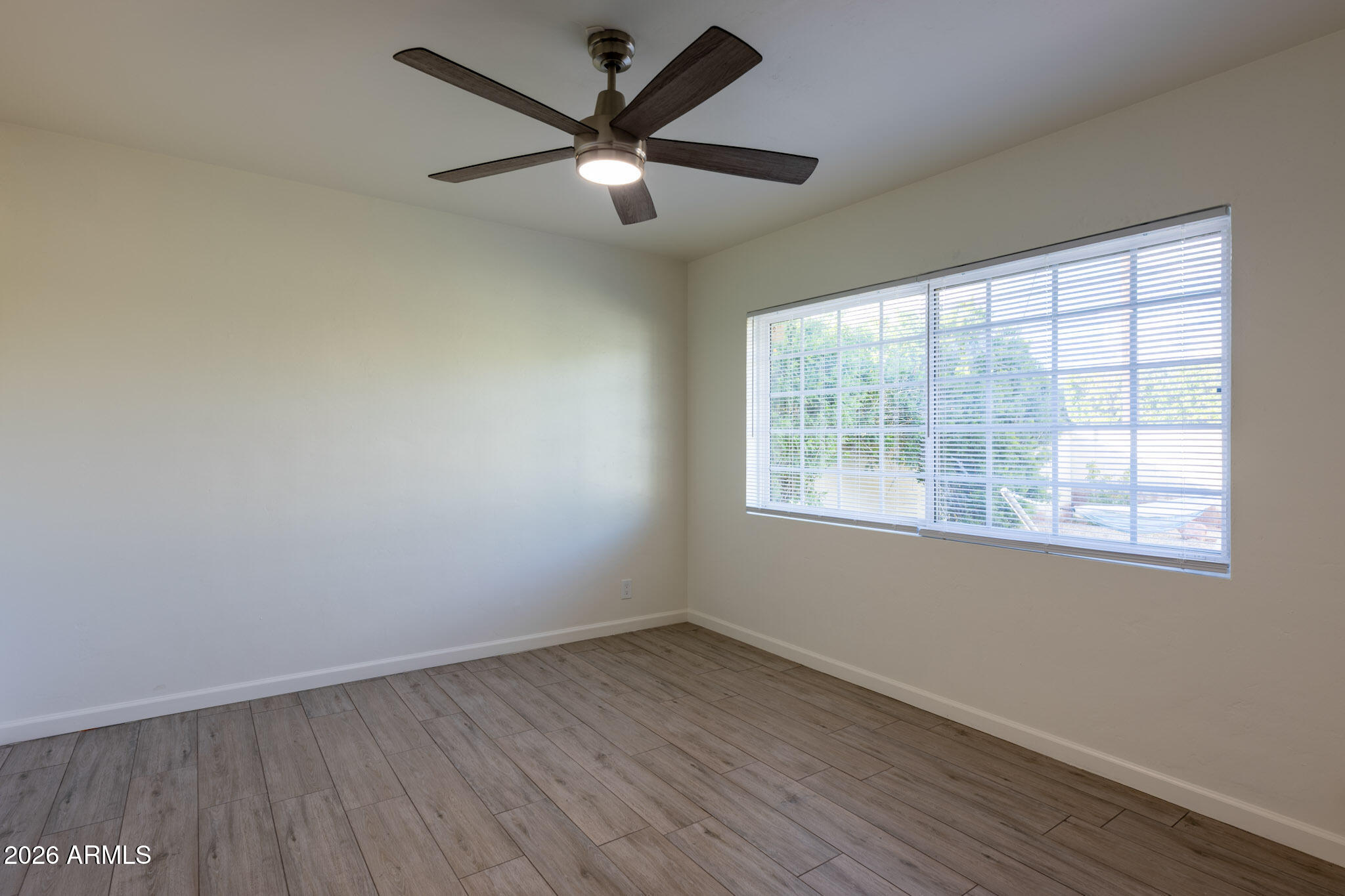 8322 E WILSHIRE Drive