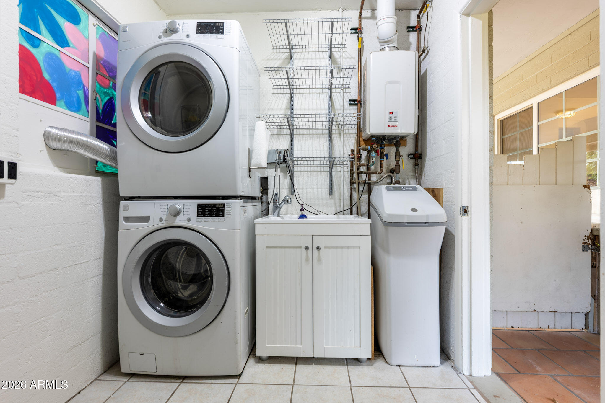 8322 E WILSHIRE Drive