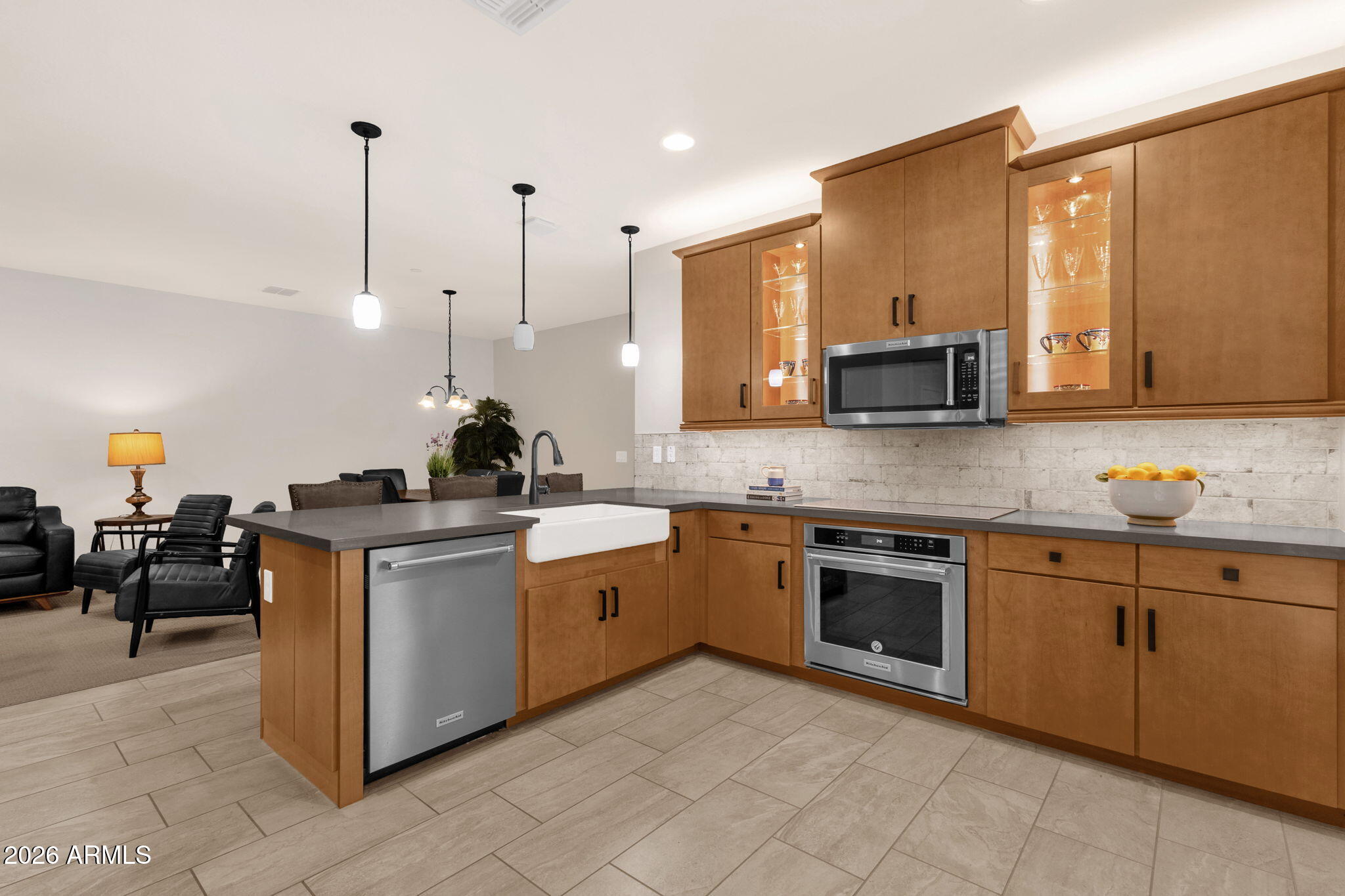 1250 N ABBEY Lane 124