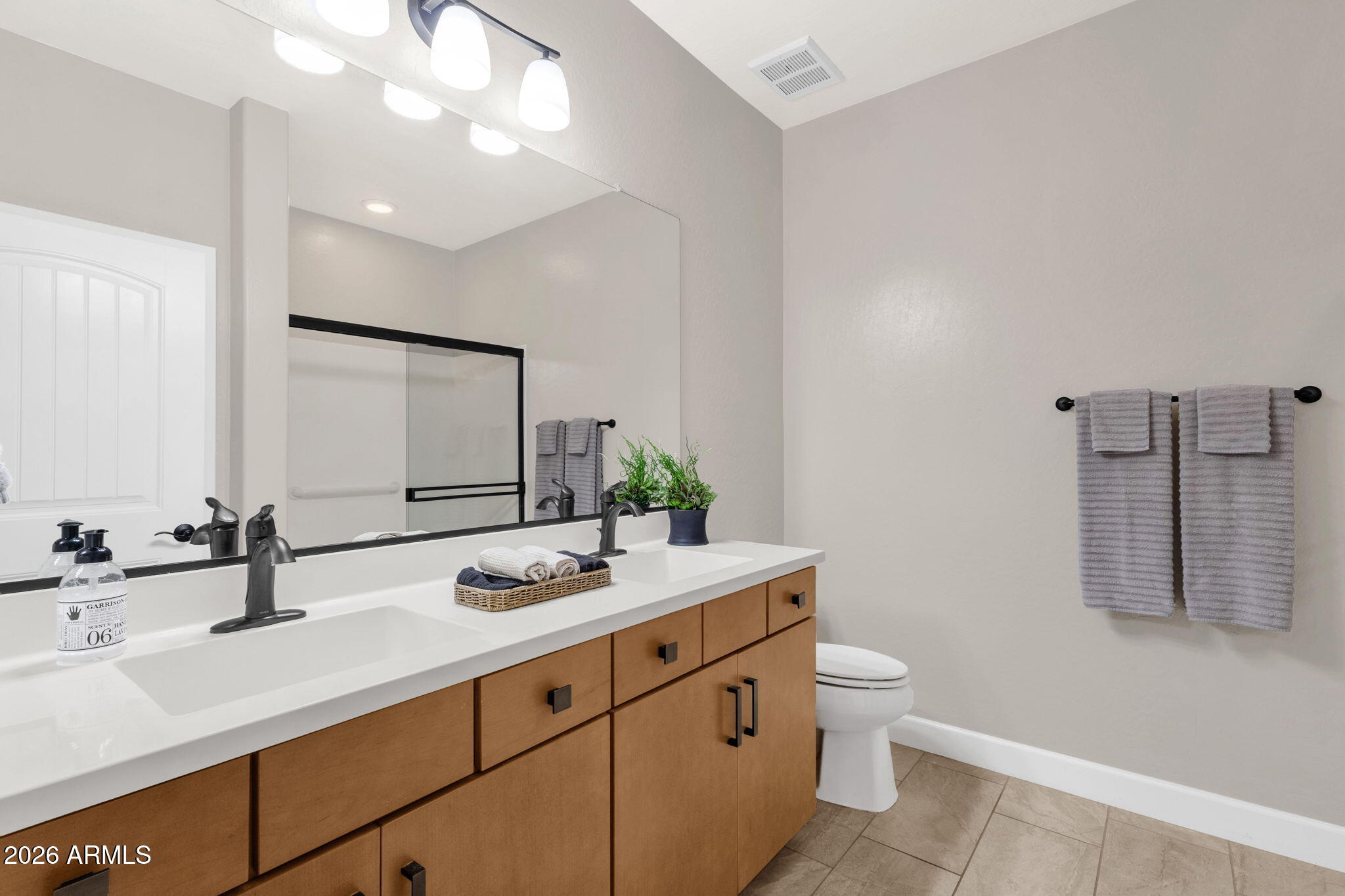 1250 N ABBEY Lane 124