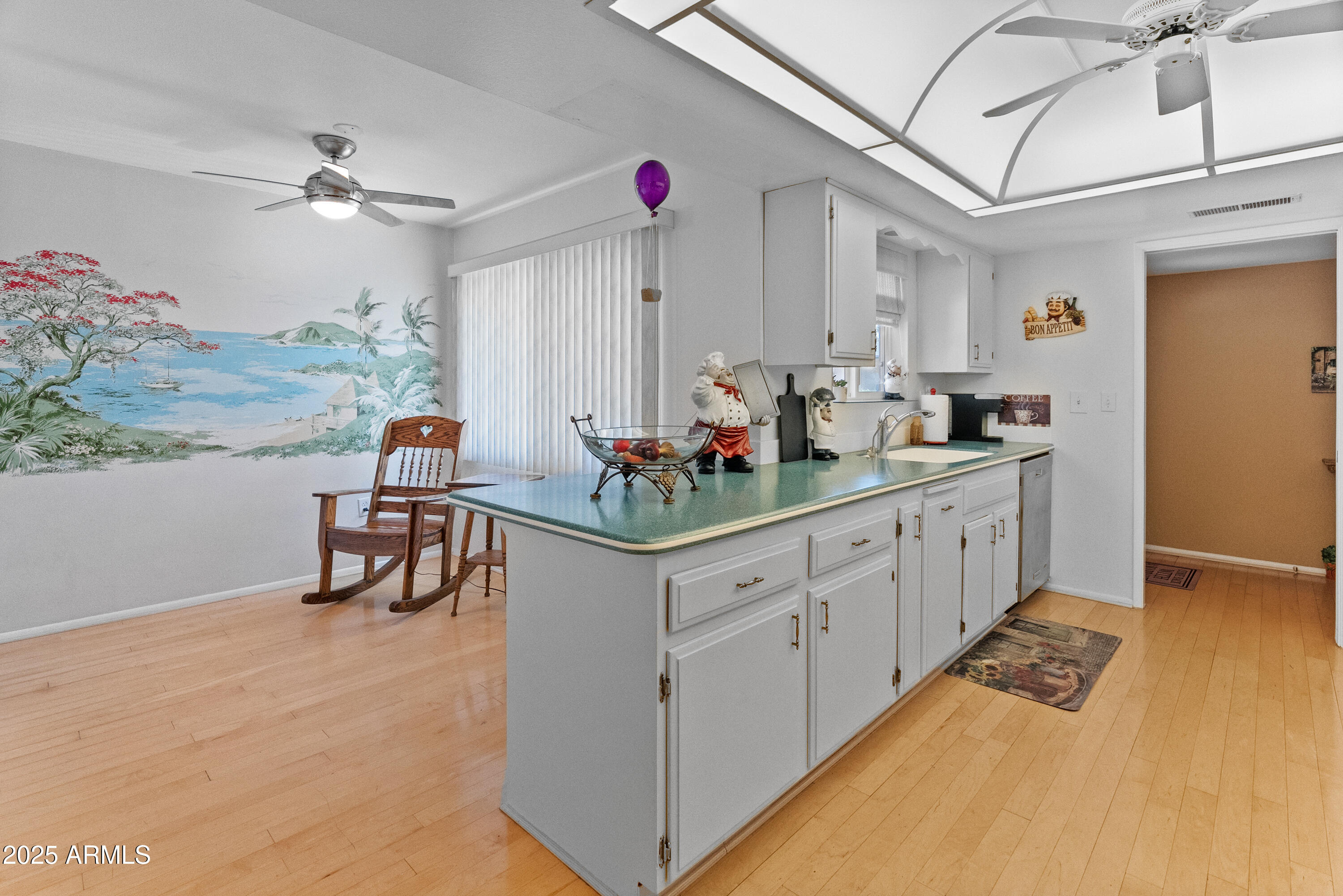 10229 W BOLIVAR Drive