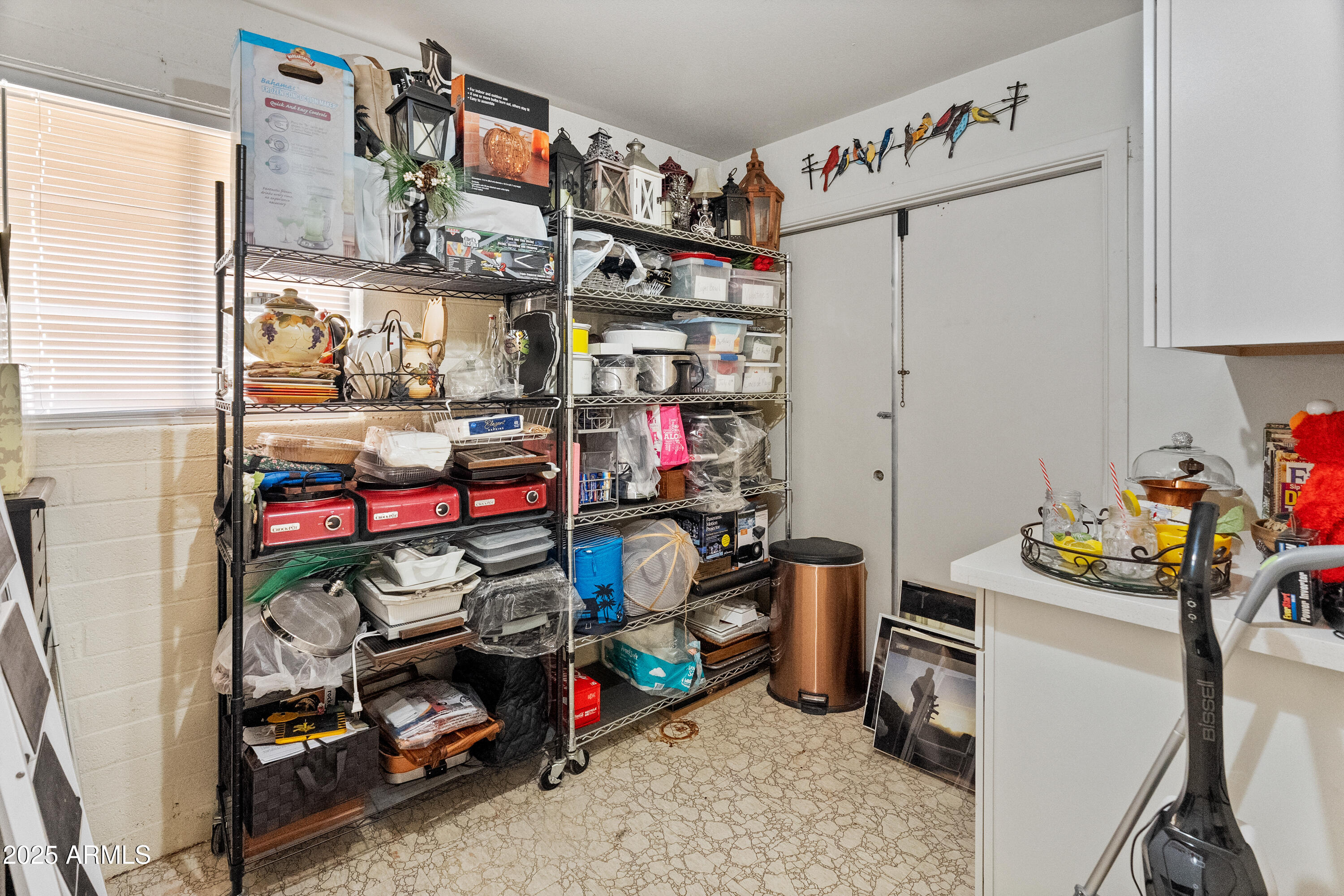 10229 W BOLIVAR Drive