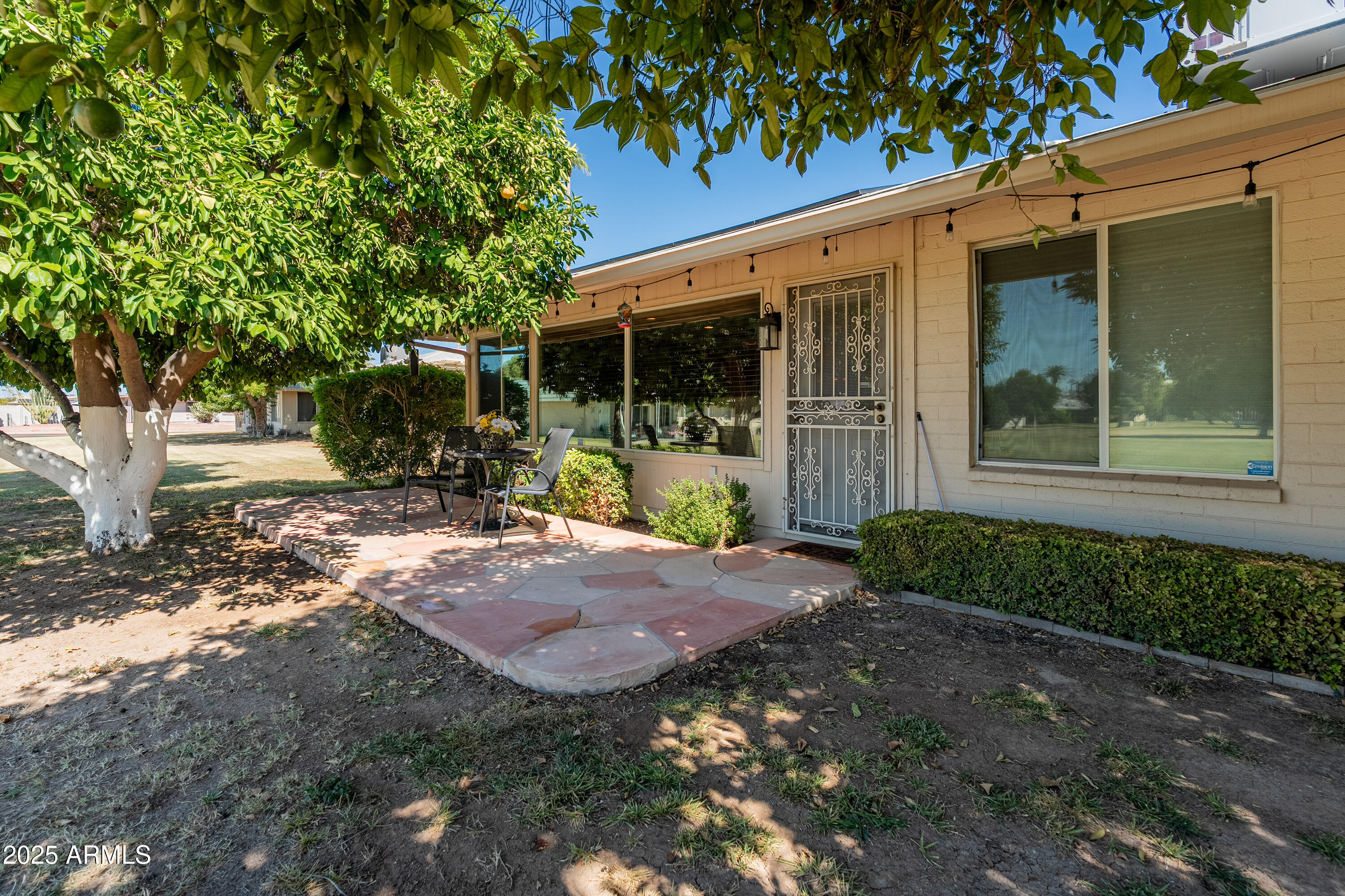 10229 W BOLIVAR Drive