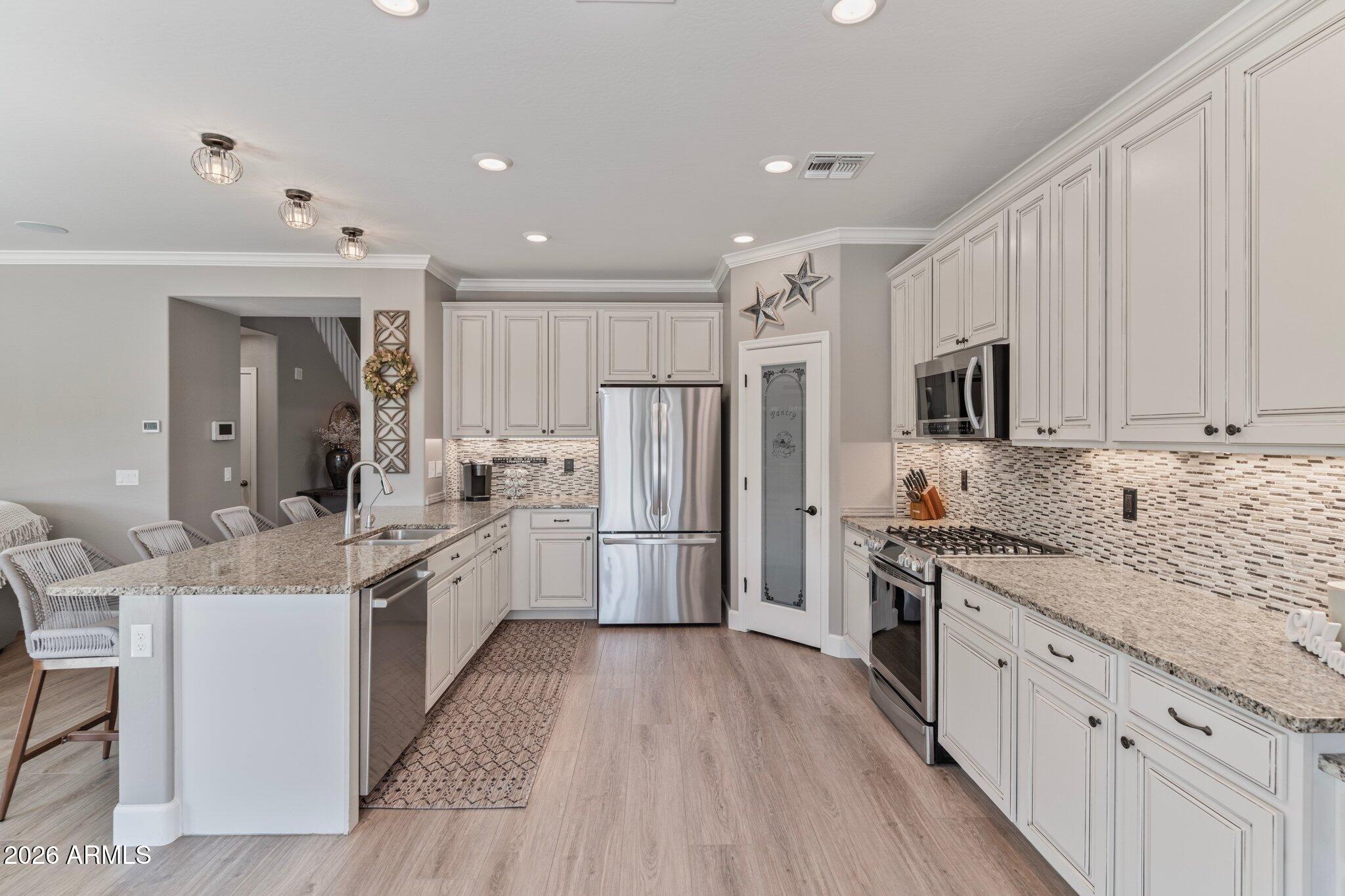1179 E REGENT Drive