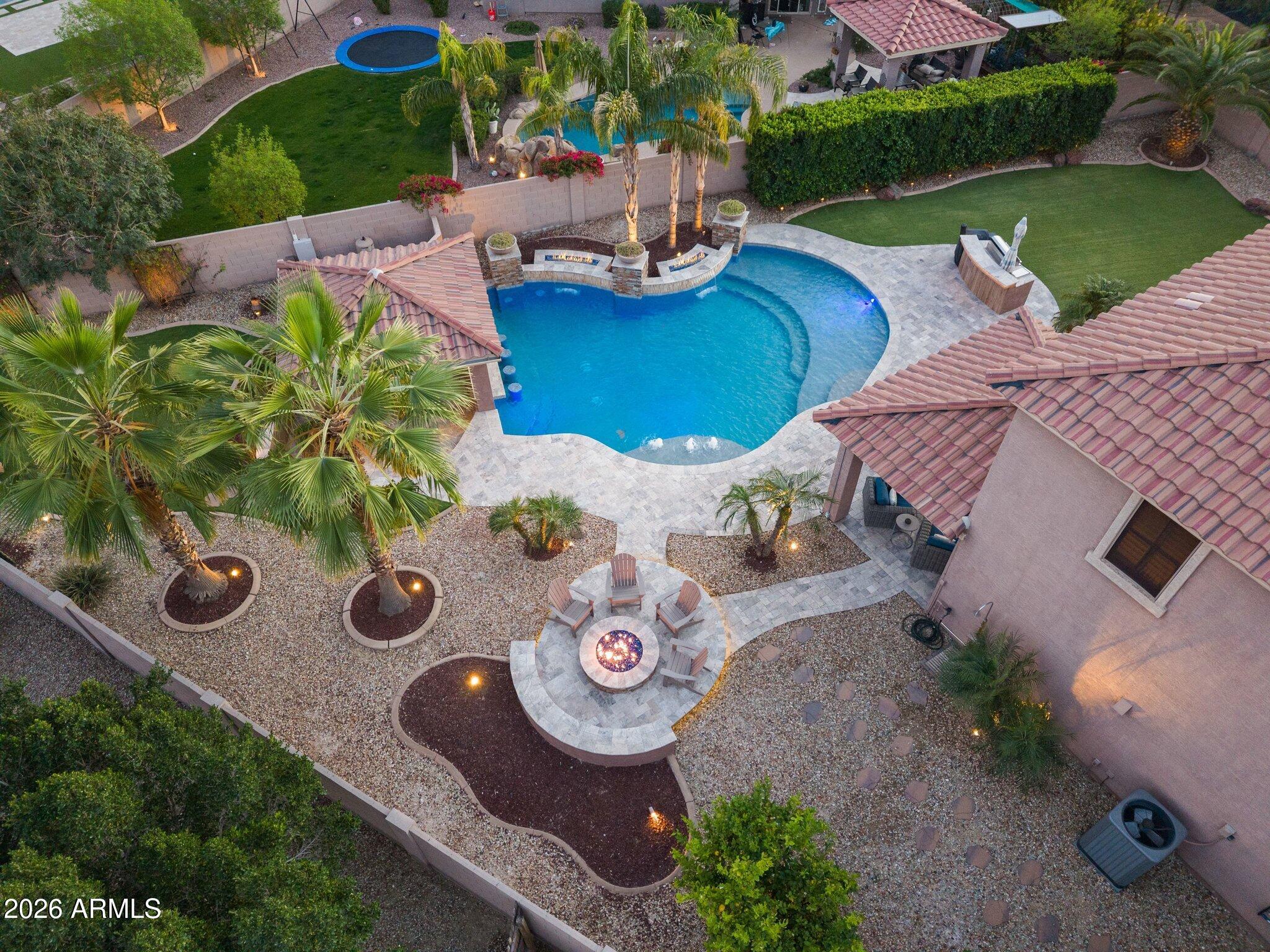 1179 E REGENT Drive