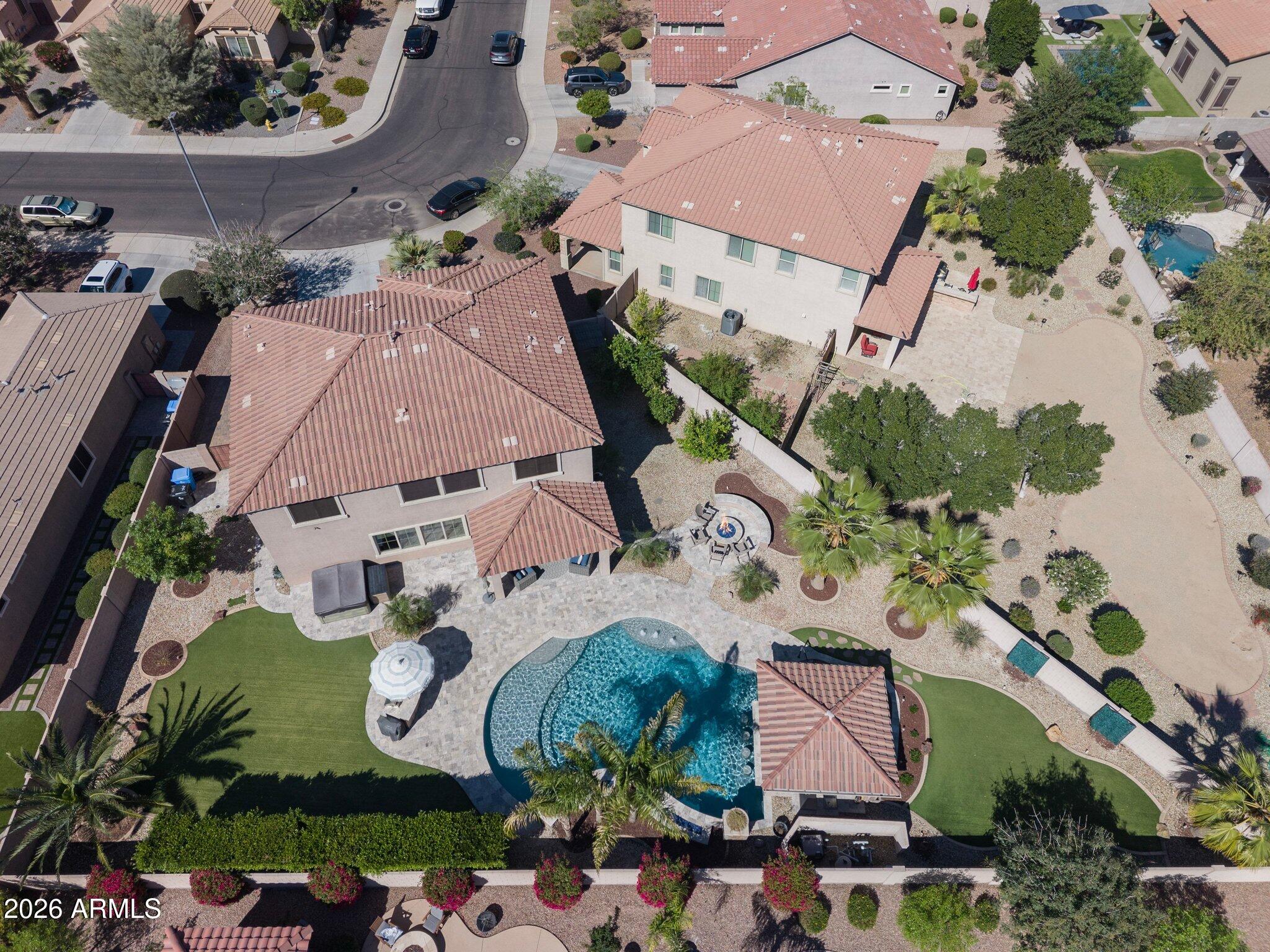 1179 E REGENT Drive