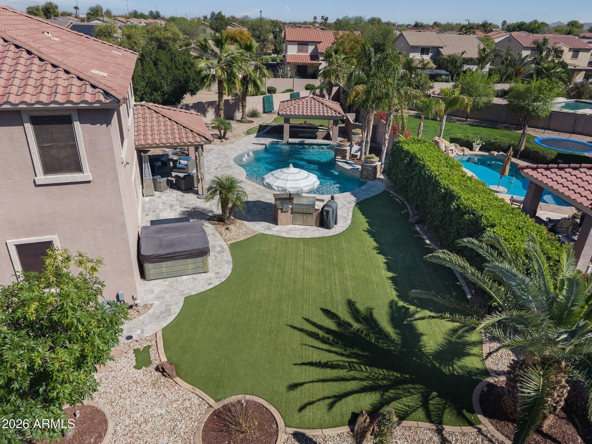 1179 E REGENT Drive