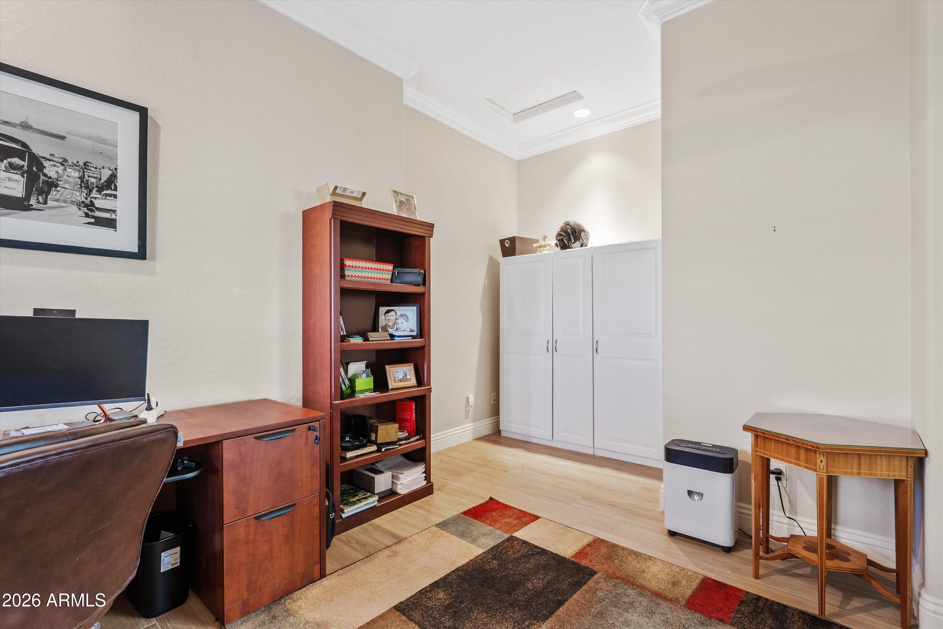 6926 S ST RUBEN Avenue