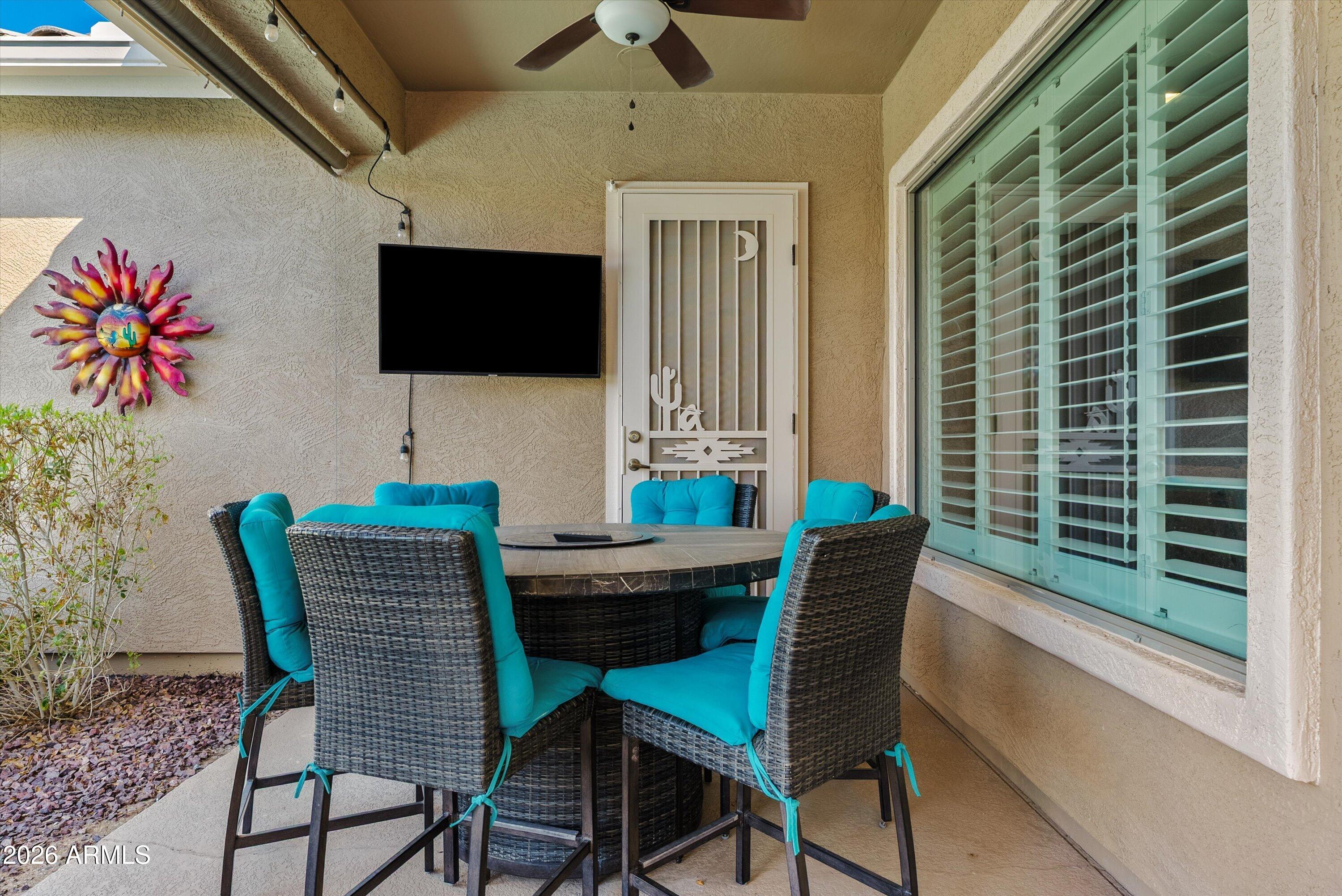 6926 S ST RUBEN Avenue