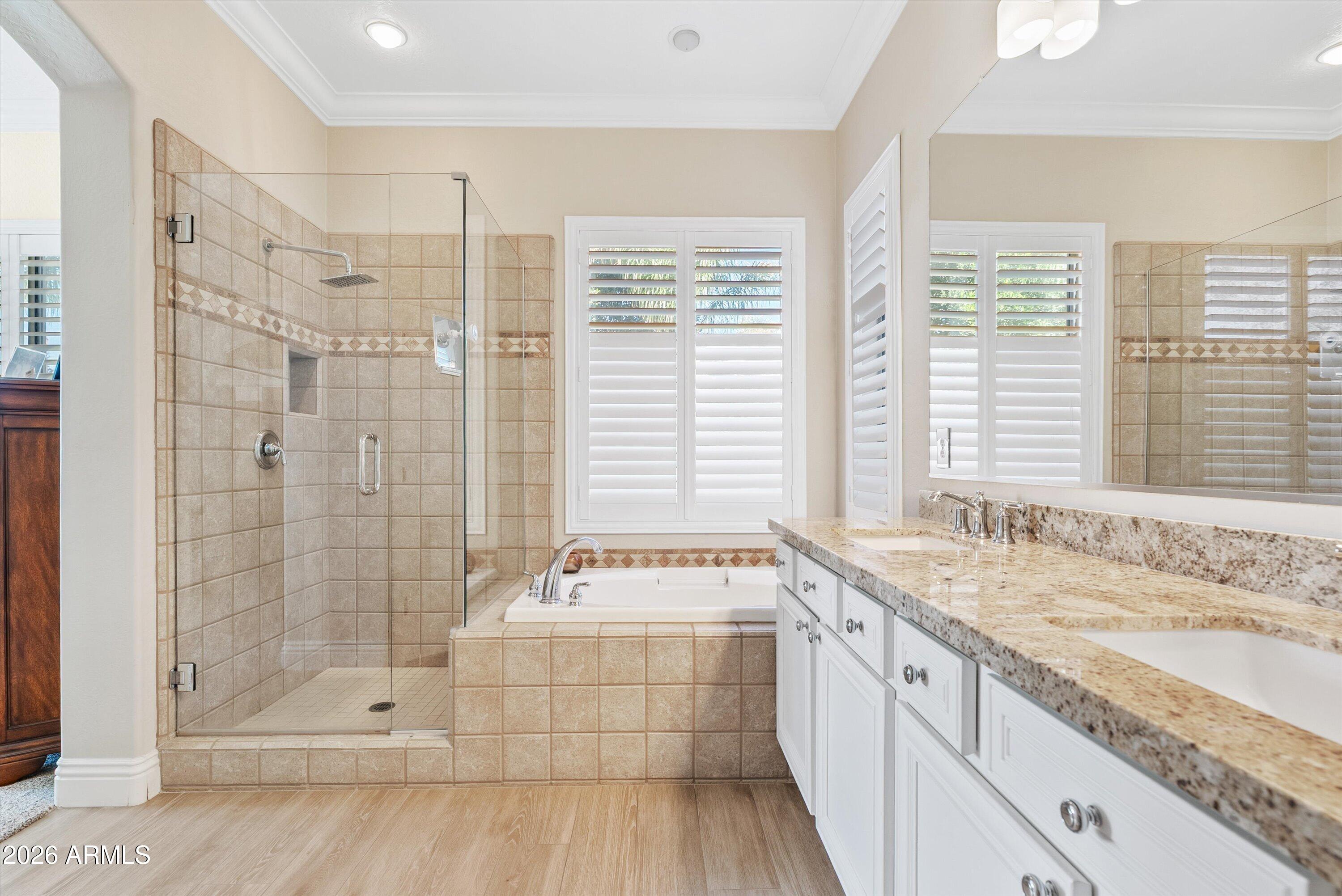 6926 S ST RUBEN Avenue