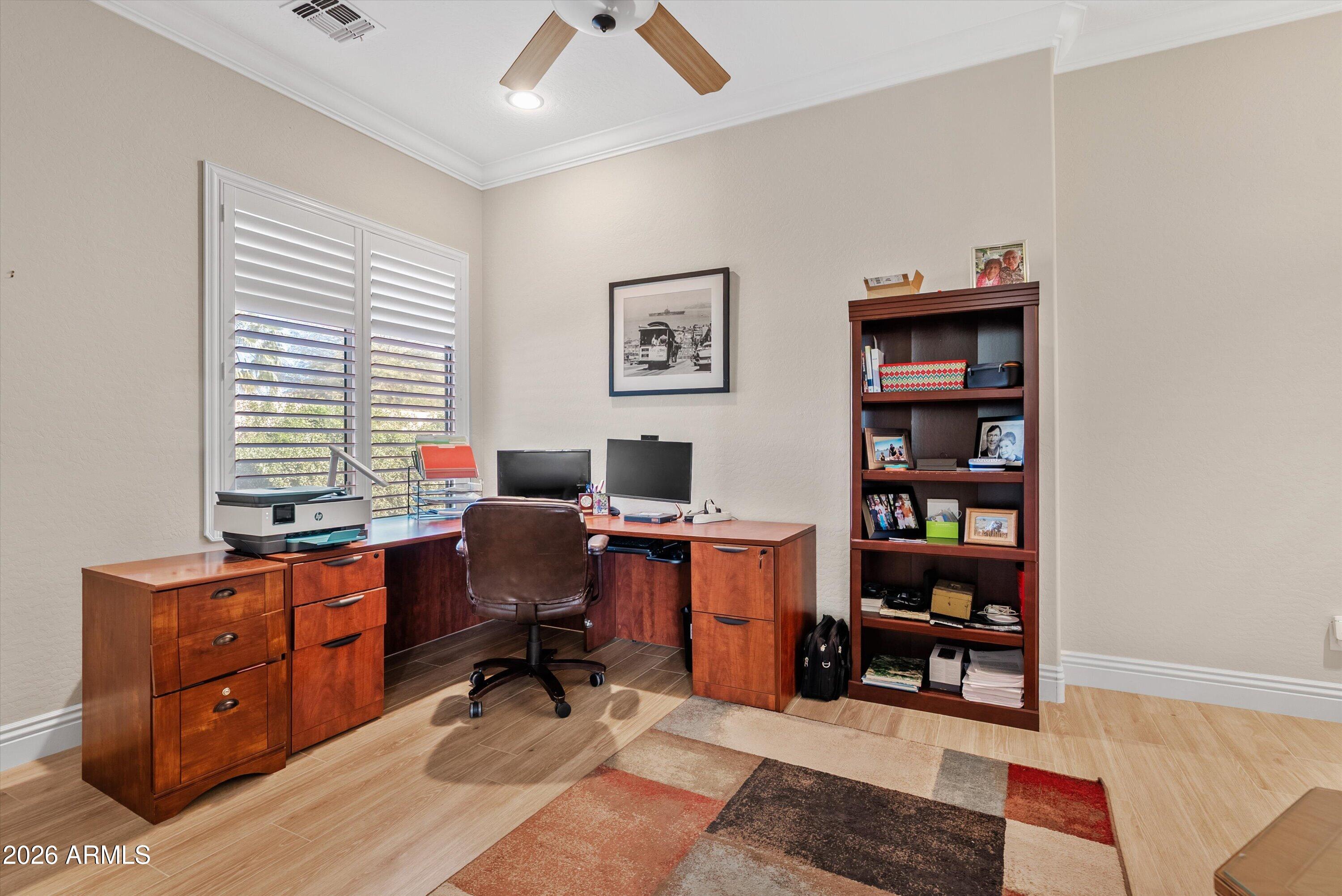 6926 S ST RUBEN Avenue