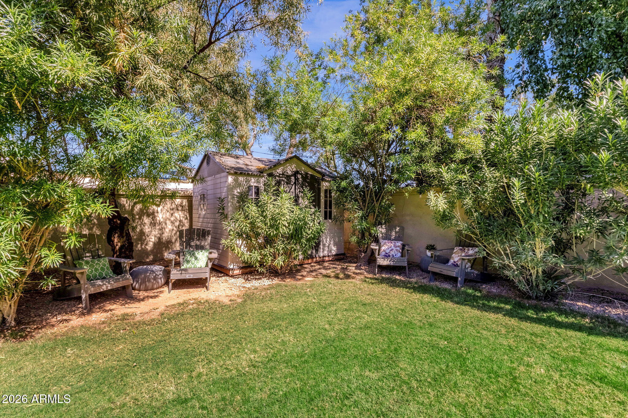 1542 E CATAMARAN Drive