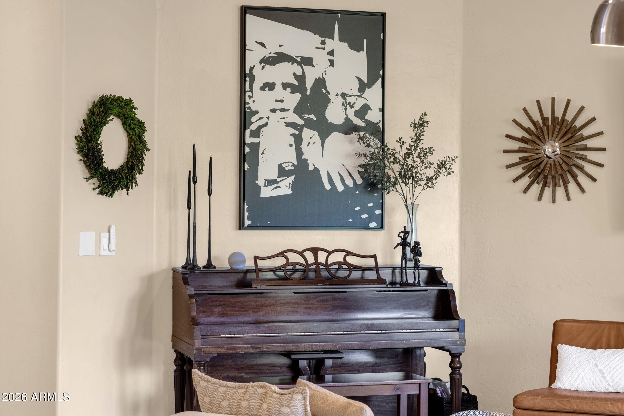 1542 E CATAMARAN Drive