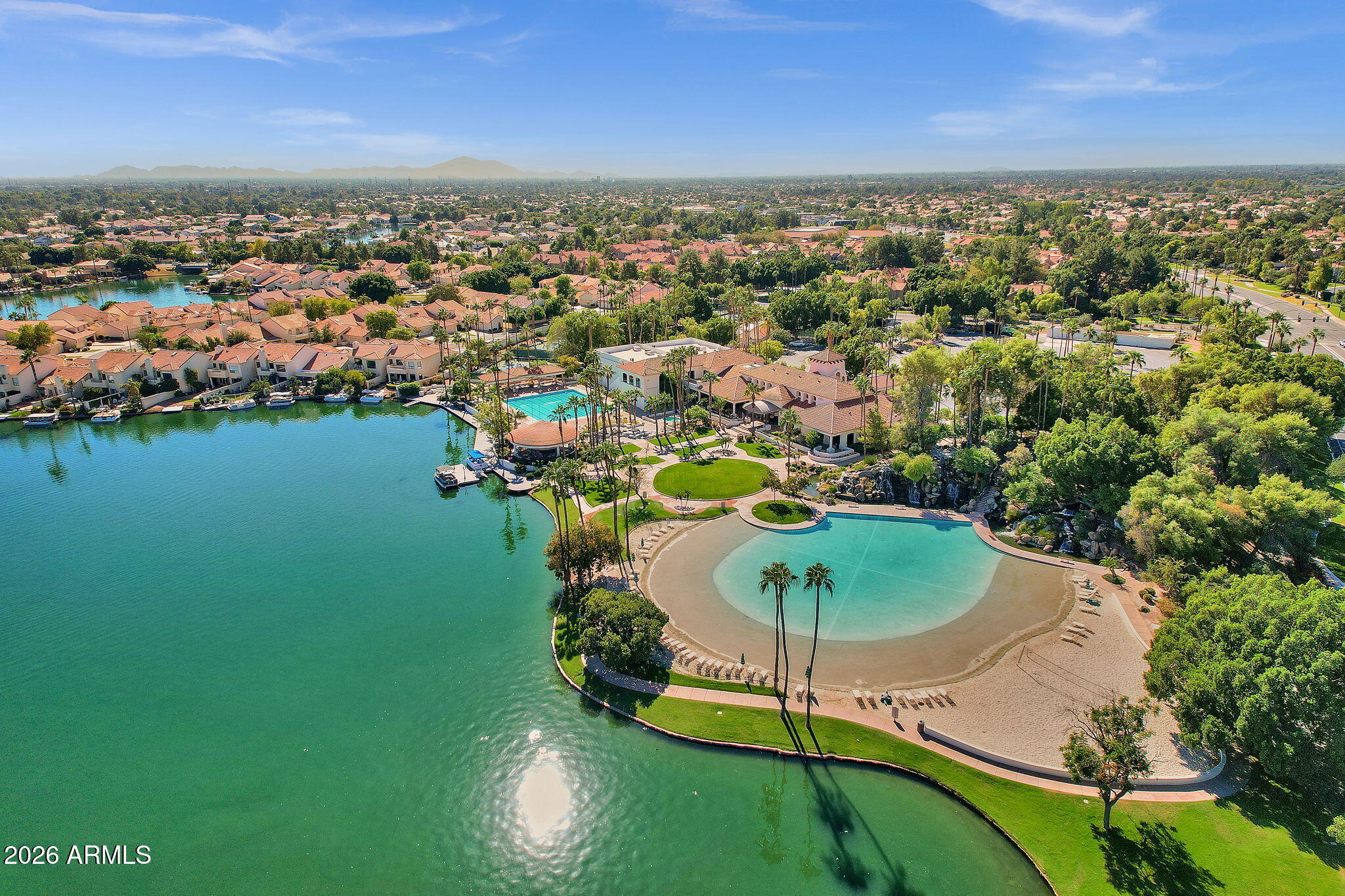 1542 E CATAMARAN Drive