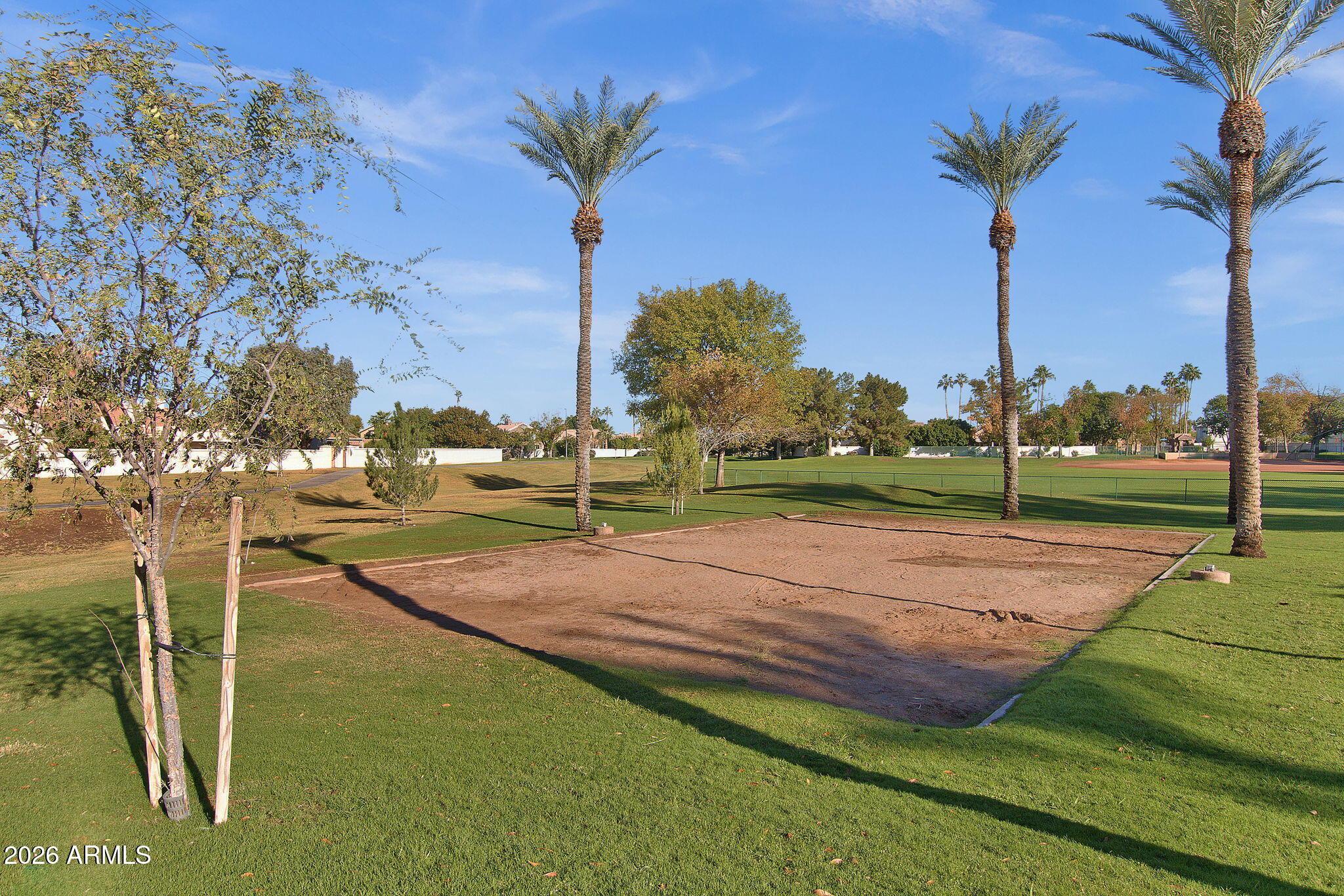 1542 E CATAMARAN Drive