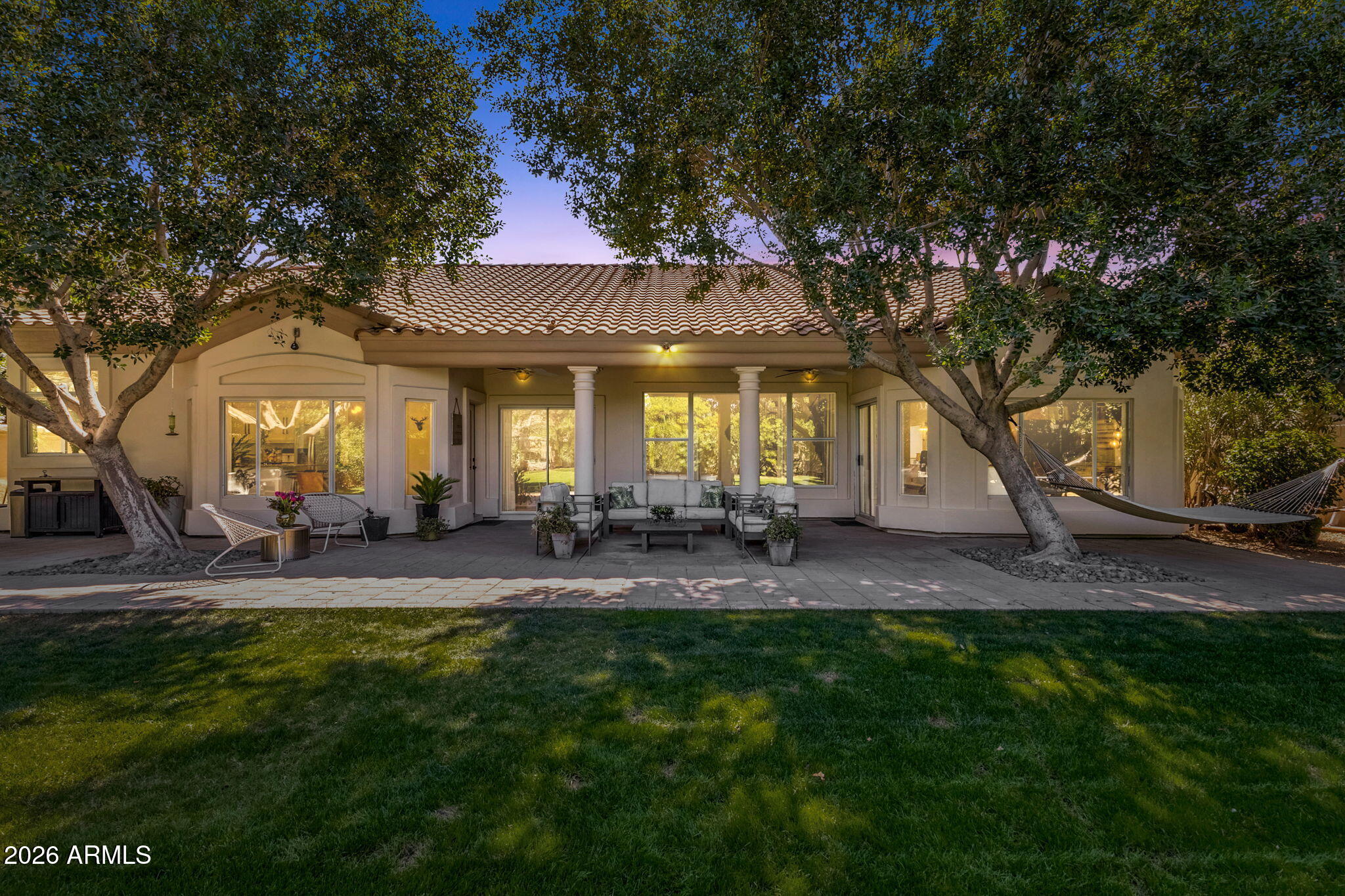 1542 E CATAMARAN Drive