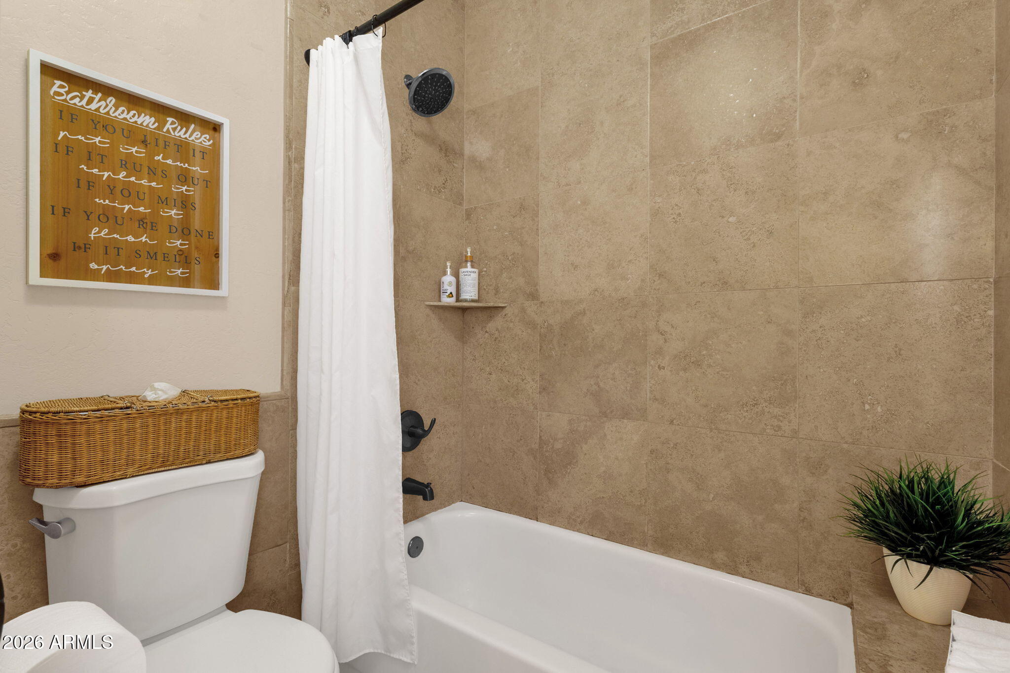 1542 E CATAMARAN Drive