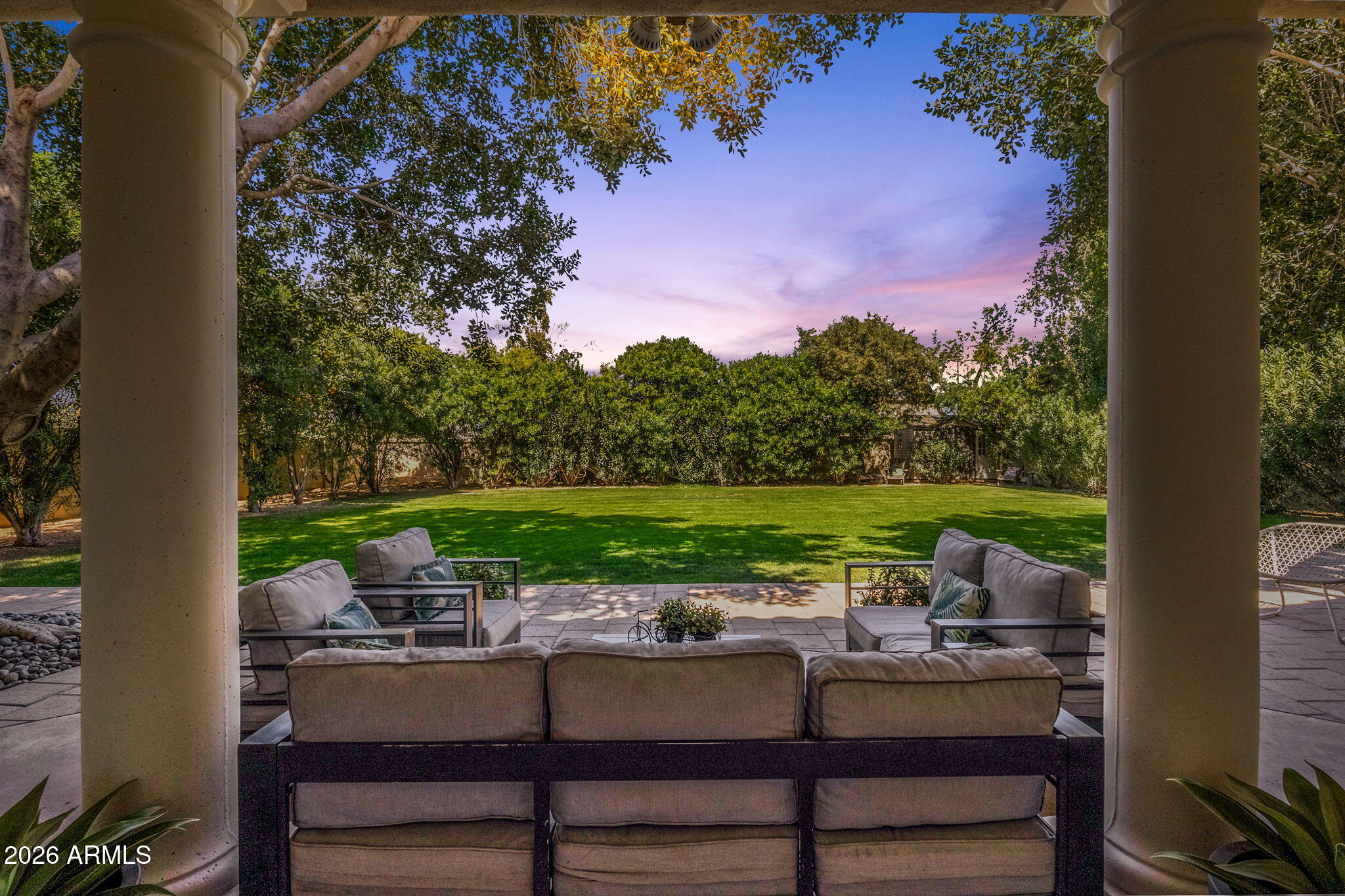 1542 E CATAMARAN Drive