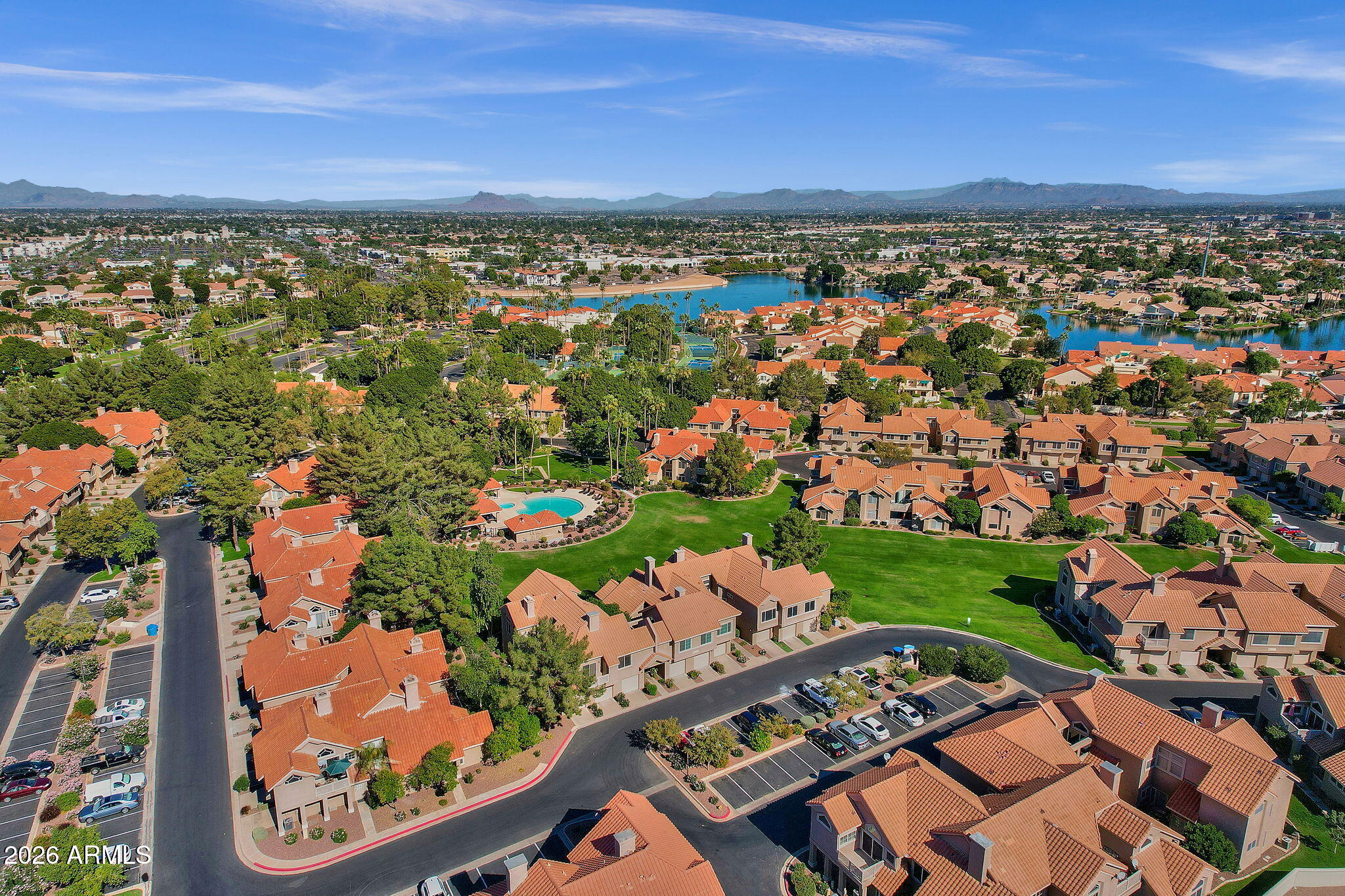 1542 E CATAMARAN Drive