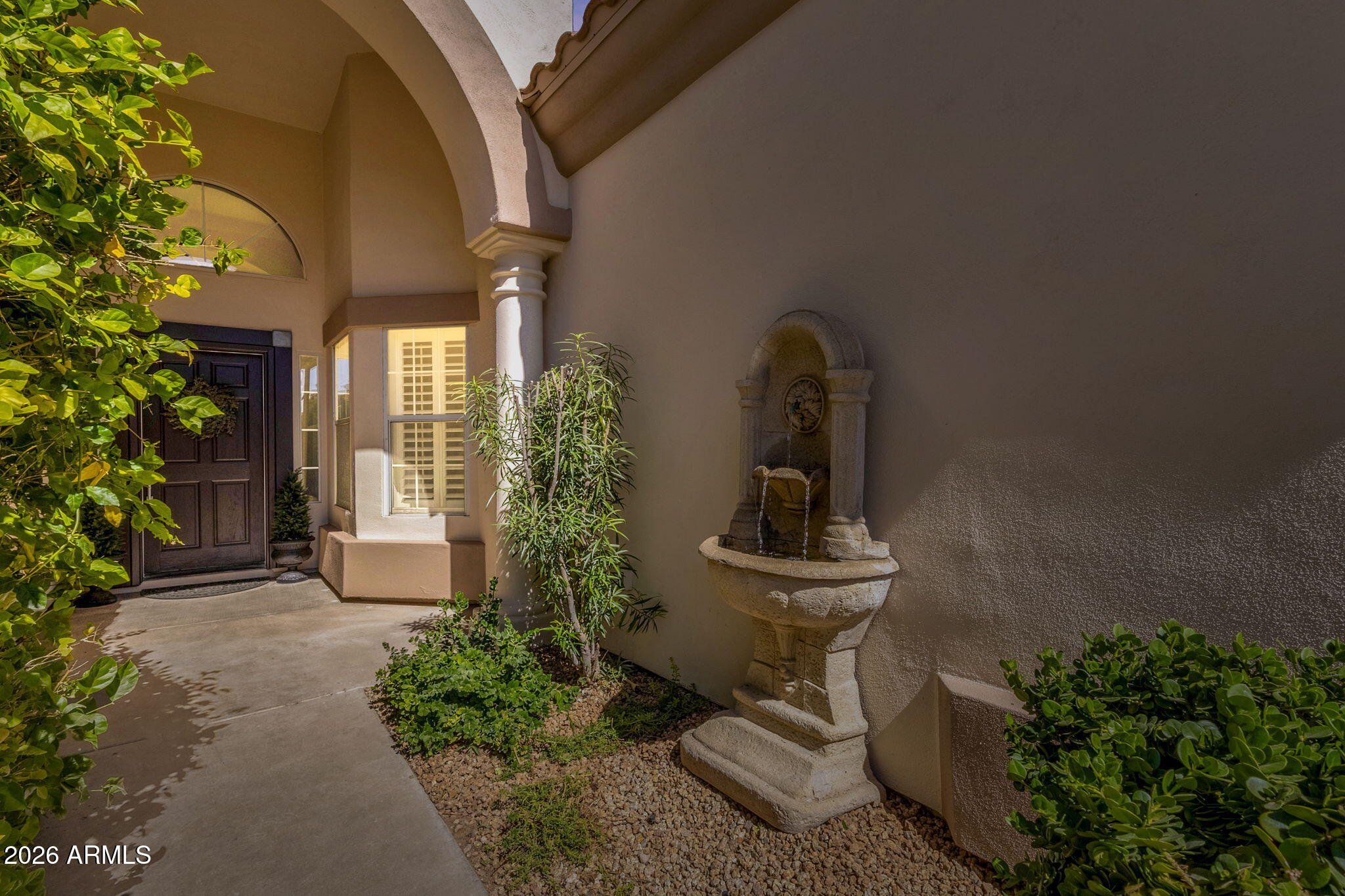 1542 E CATAMARAN Drive