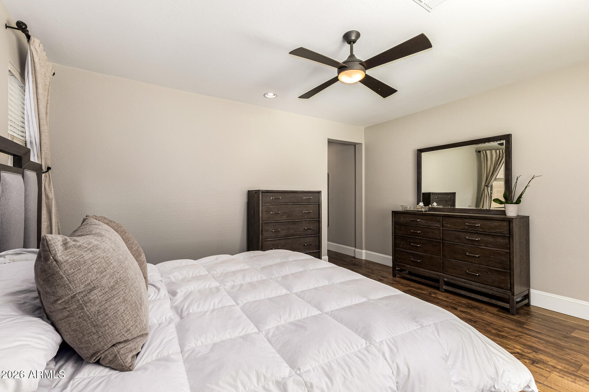 417 W DESERT BROOM Drive