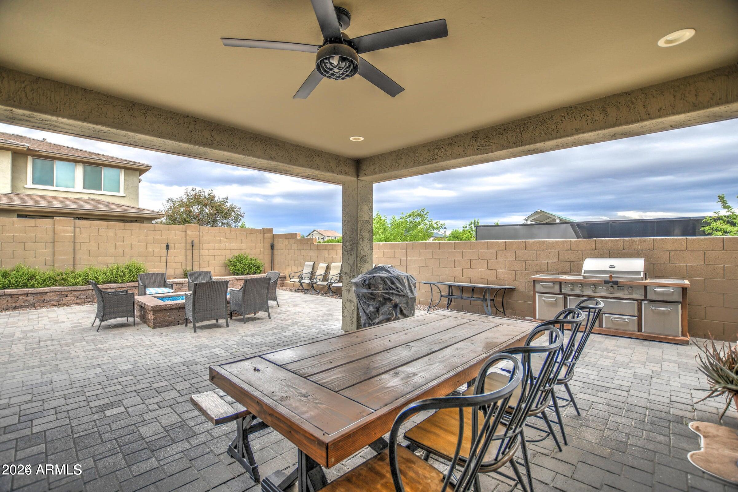 7260 E PORTOBELLO Avenue