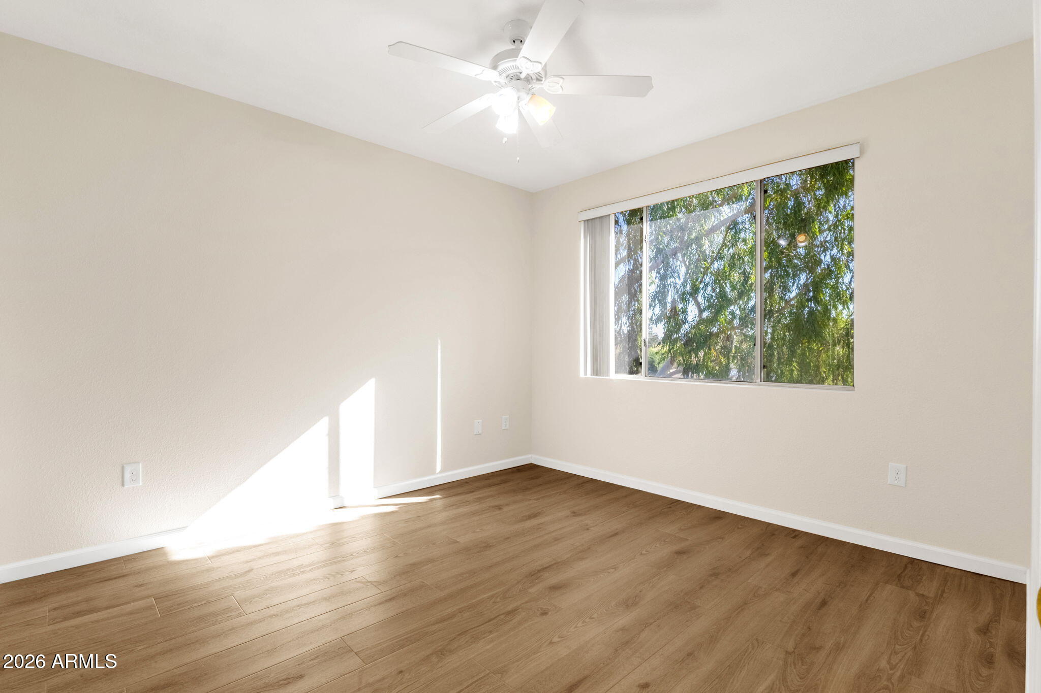 5401 E VAN BUREN Street 3118