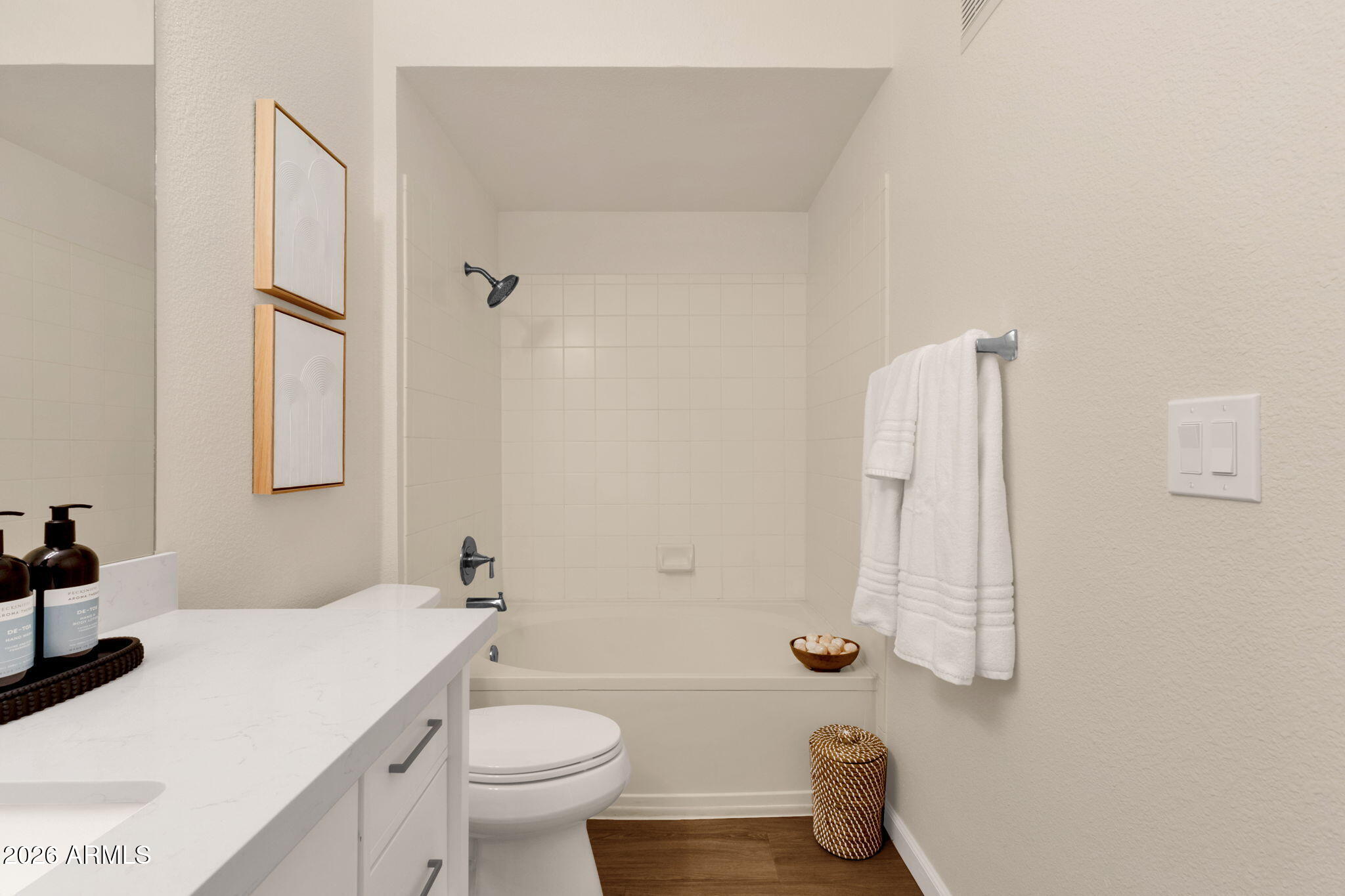 5401 E VAN BUREN Street 3118