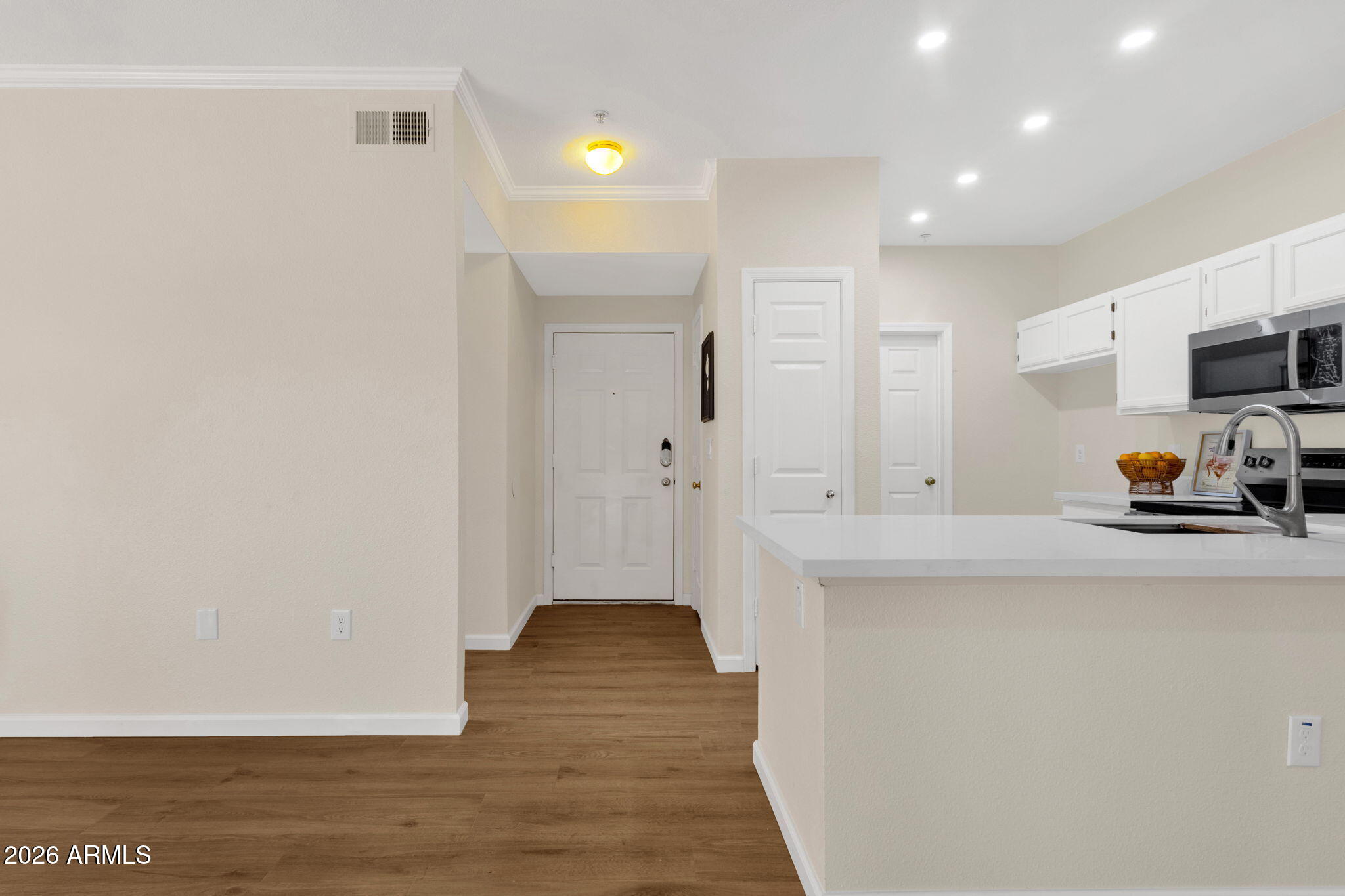 5401 E VAN BUREN Street 3118