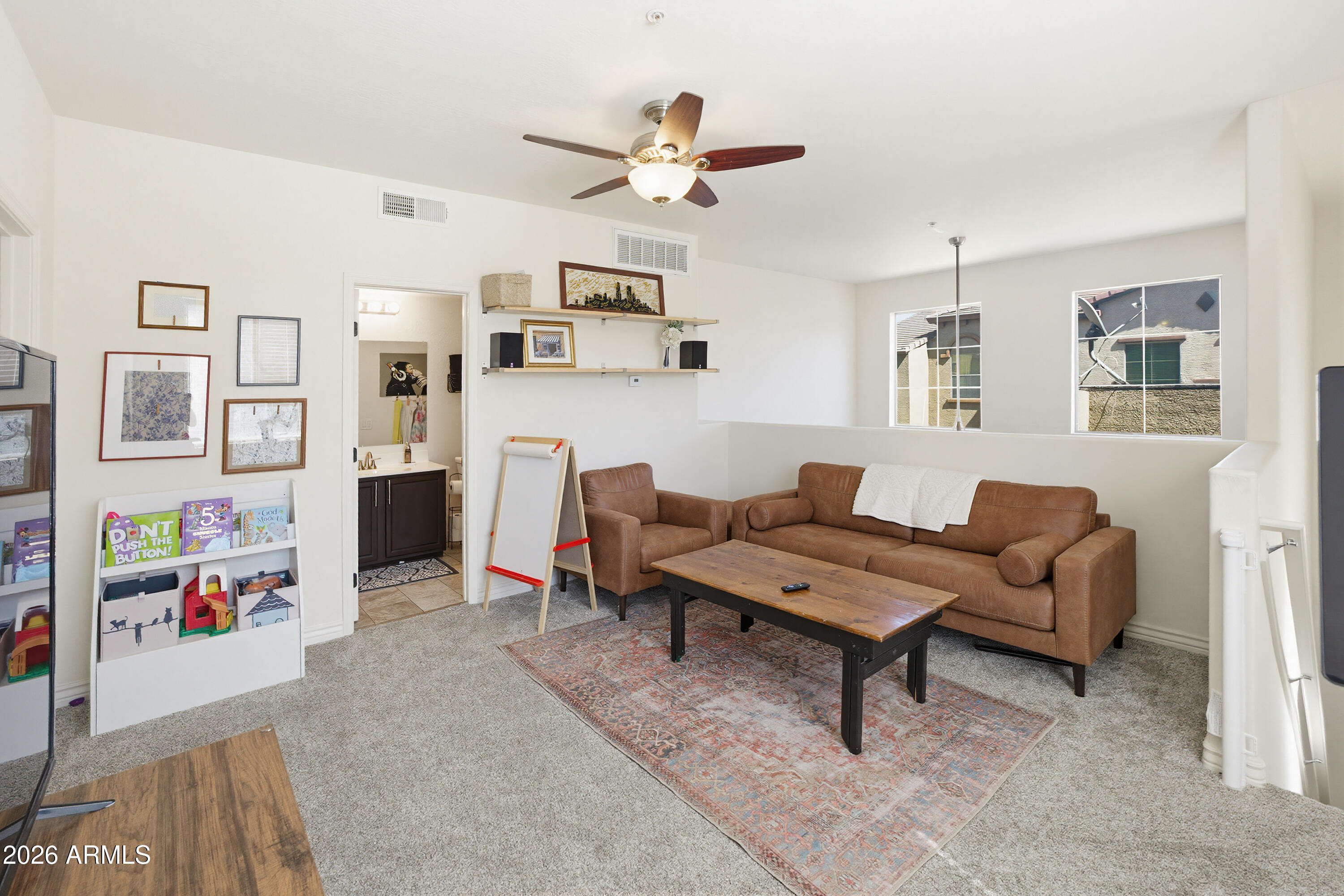 3250 W GREENWAY Road 162