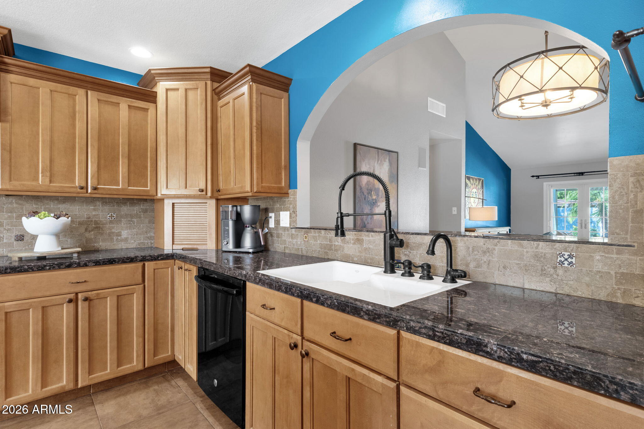 3618 W DEL RIO Street