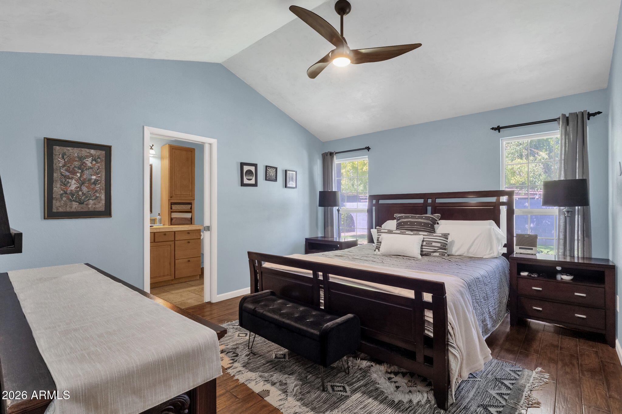 3618 W DEL RIO Street