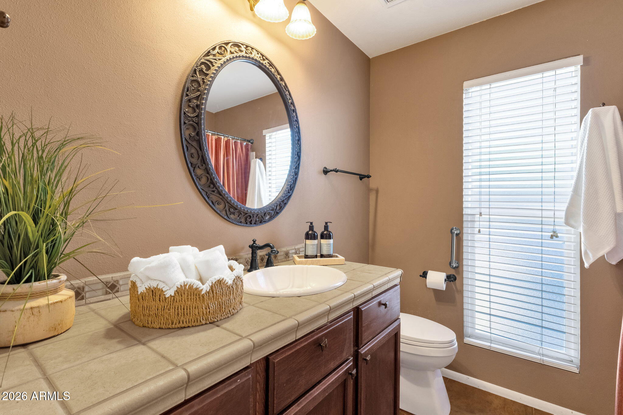 3618 W DEL RIO Street