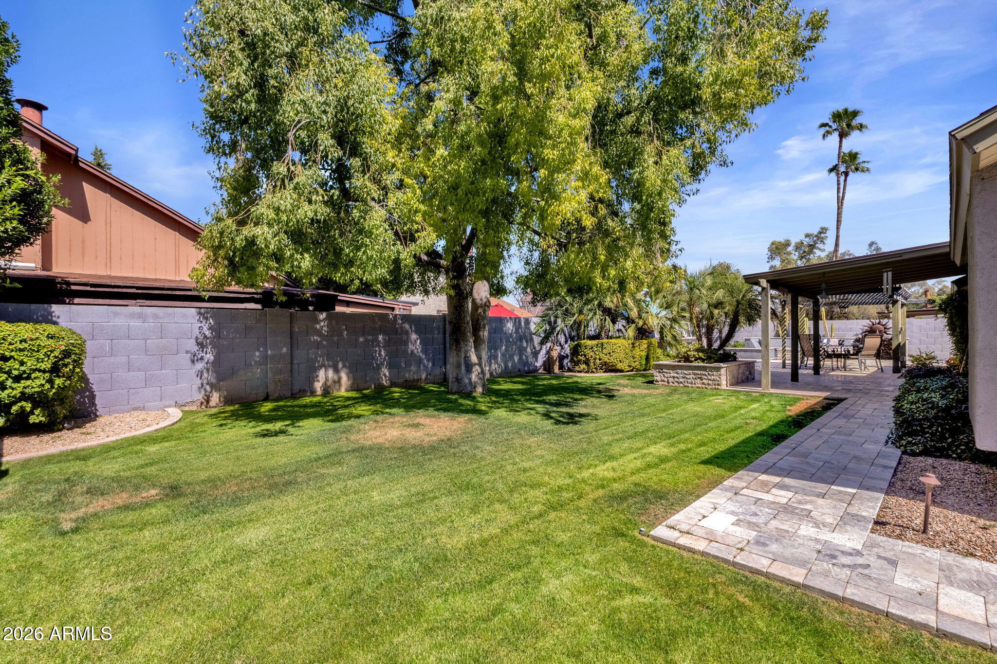 3618 W DEL RIO Street