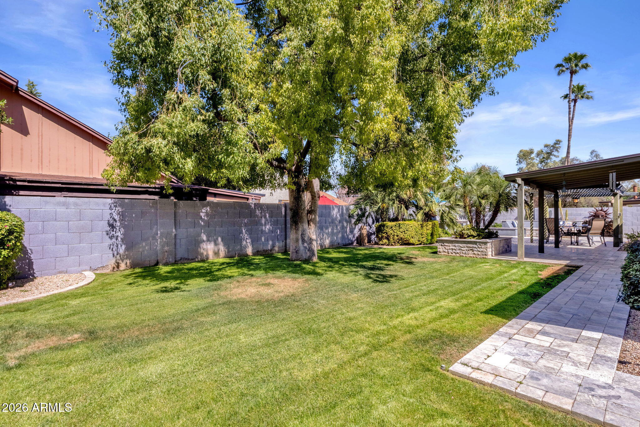 3618 W DEL RIO Street