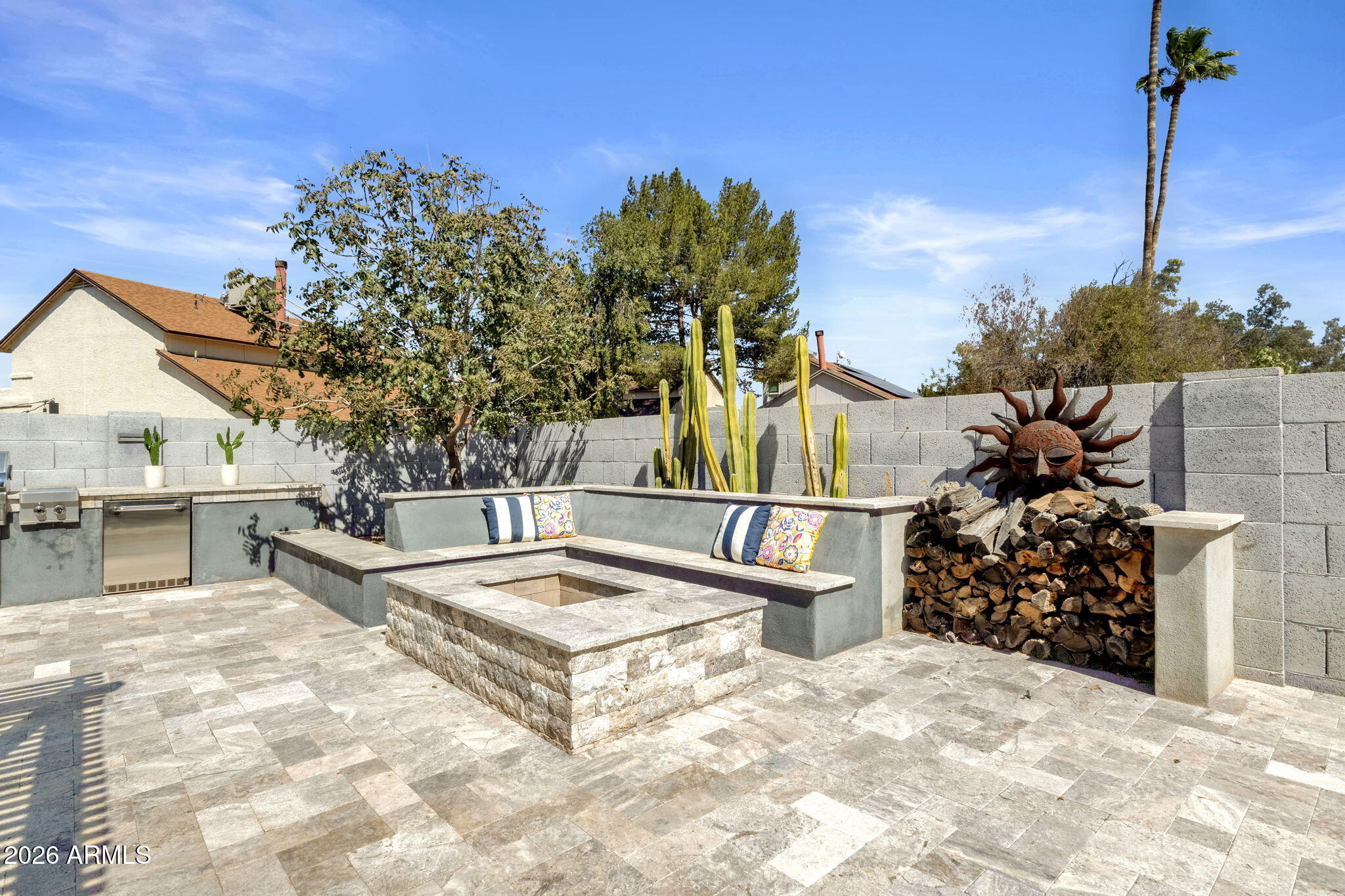 3618 W DEL RIO Street