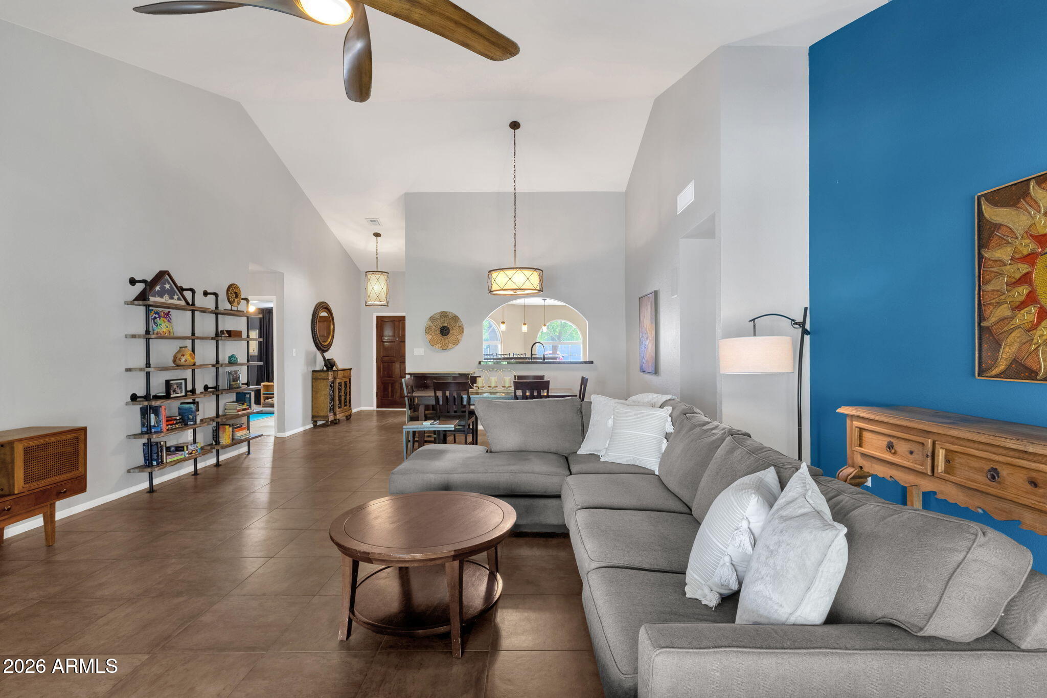 3618 W DEL RIO Street